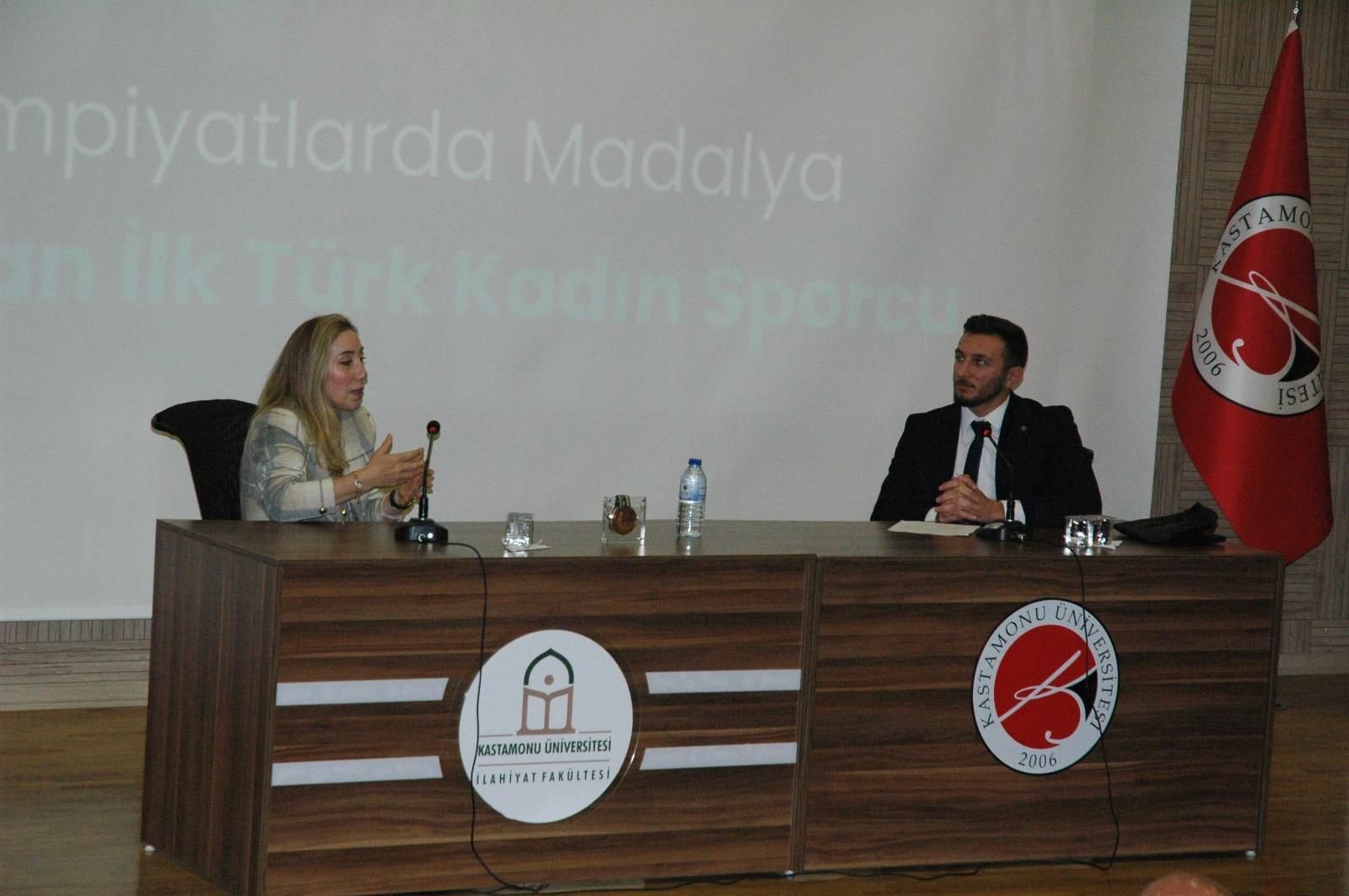 Hülya Şenyurt, Kastamonu’da kız çocuklarına ilham verdi
