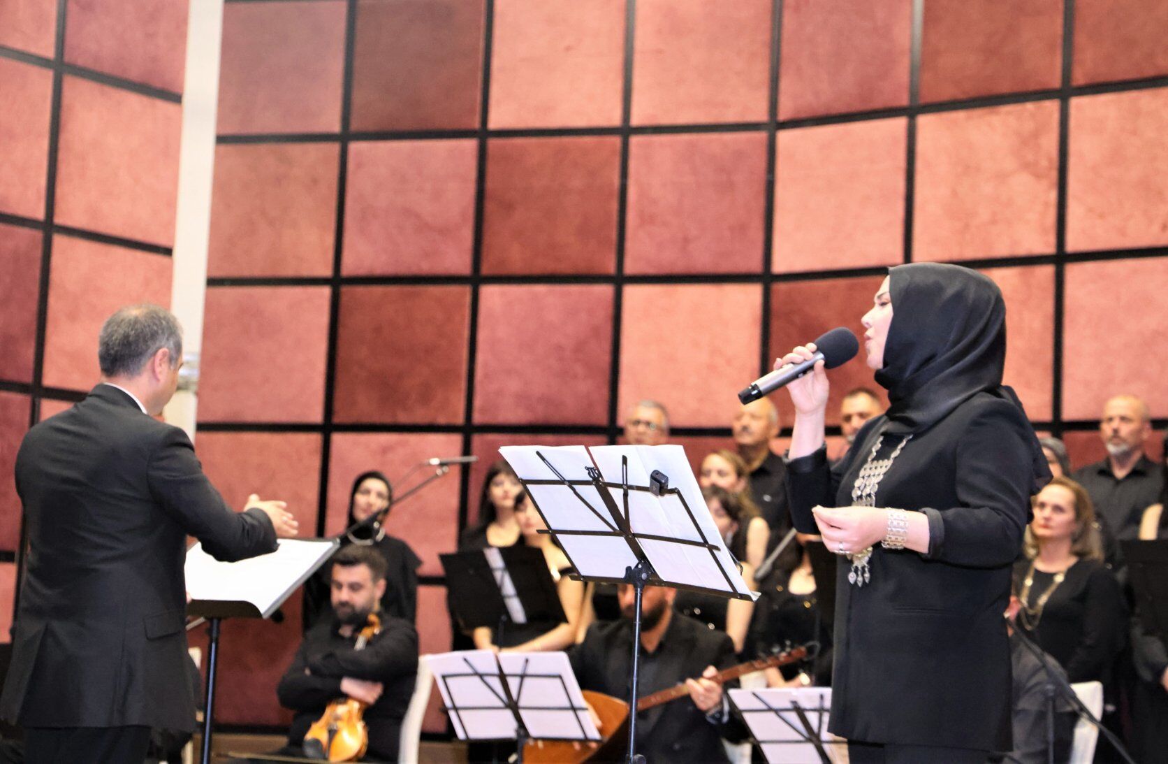 Kastamonu’da Öğretmenlerin Sanat Şöleni Maarif Korosu Sahne Aldı (2)