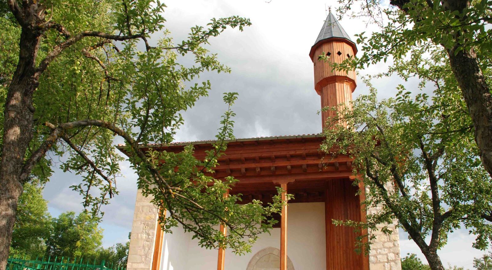 Mahmutbey Cami