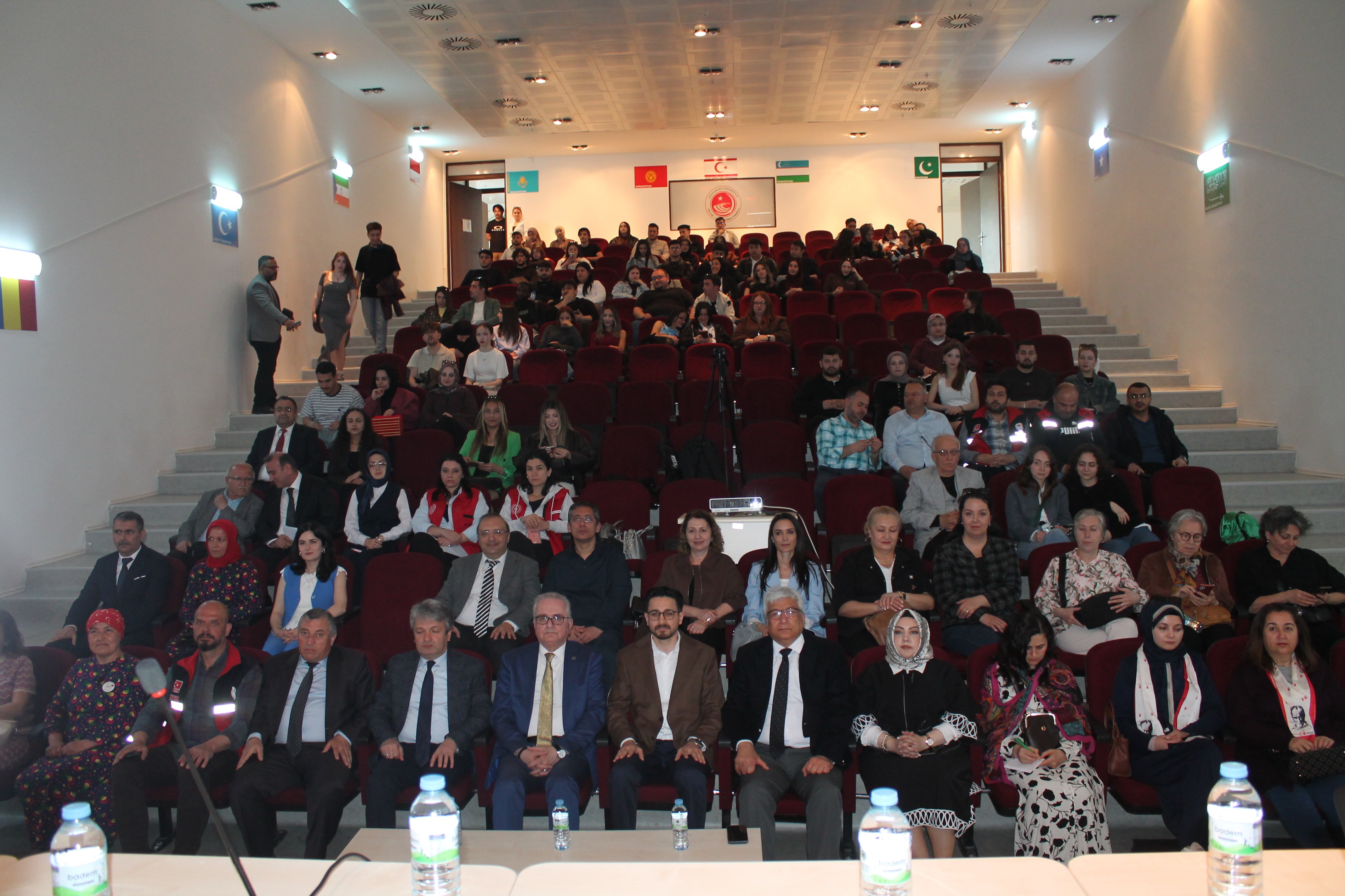 Mi̇ne Özgür Köşe (1).Jpg-2
