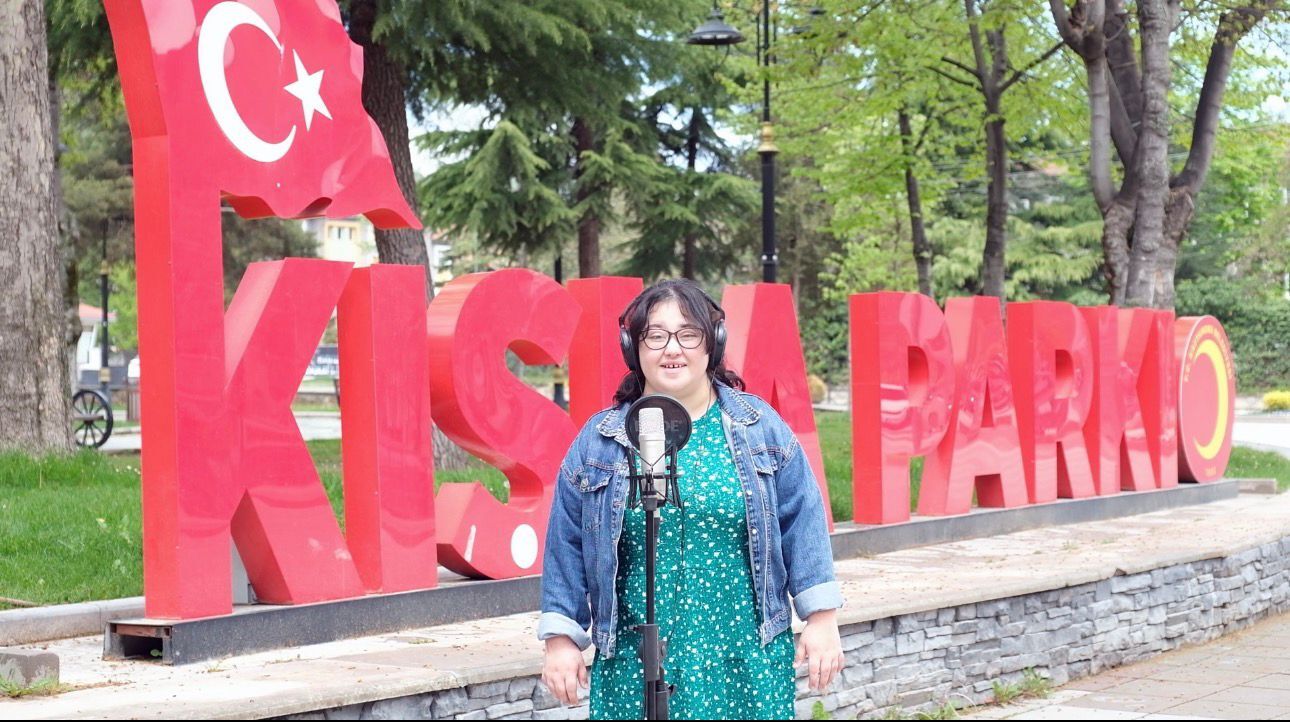 Senden Daha Guzeli Soylediler, Gonulleri Fethettiler (3)