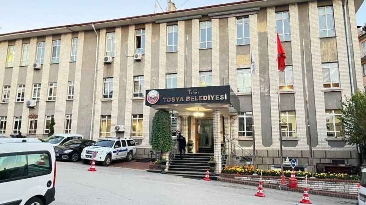 Kastamonu Tosya Belediyesi nerededir, adres bilgileri, iletişim bilgileri nedir, Belediye Başkanı kimdir ?