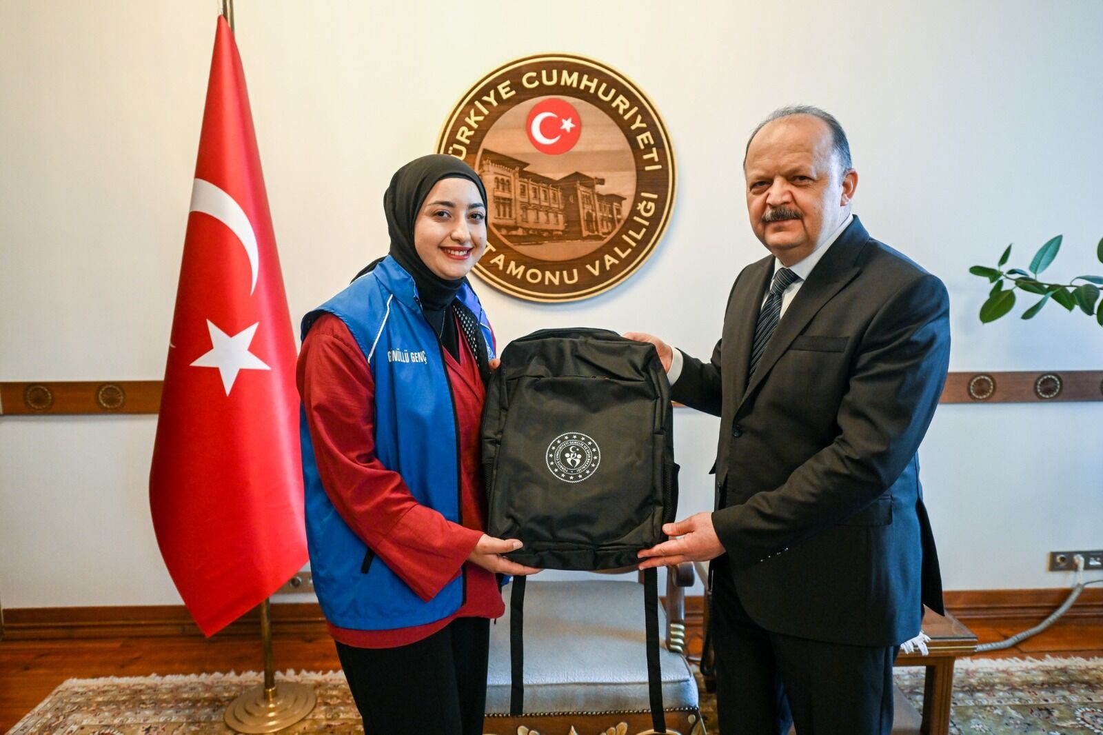 Vali Dallı, Gençlik Haftası’nda Genç Sporcuları Ağırladı (2)