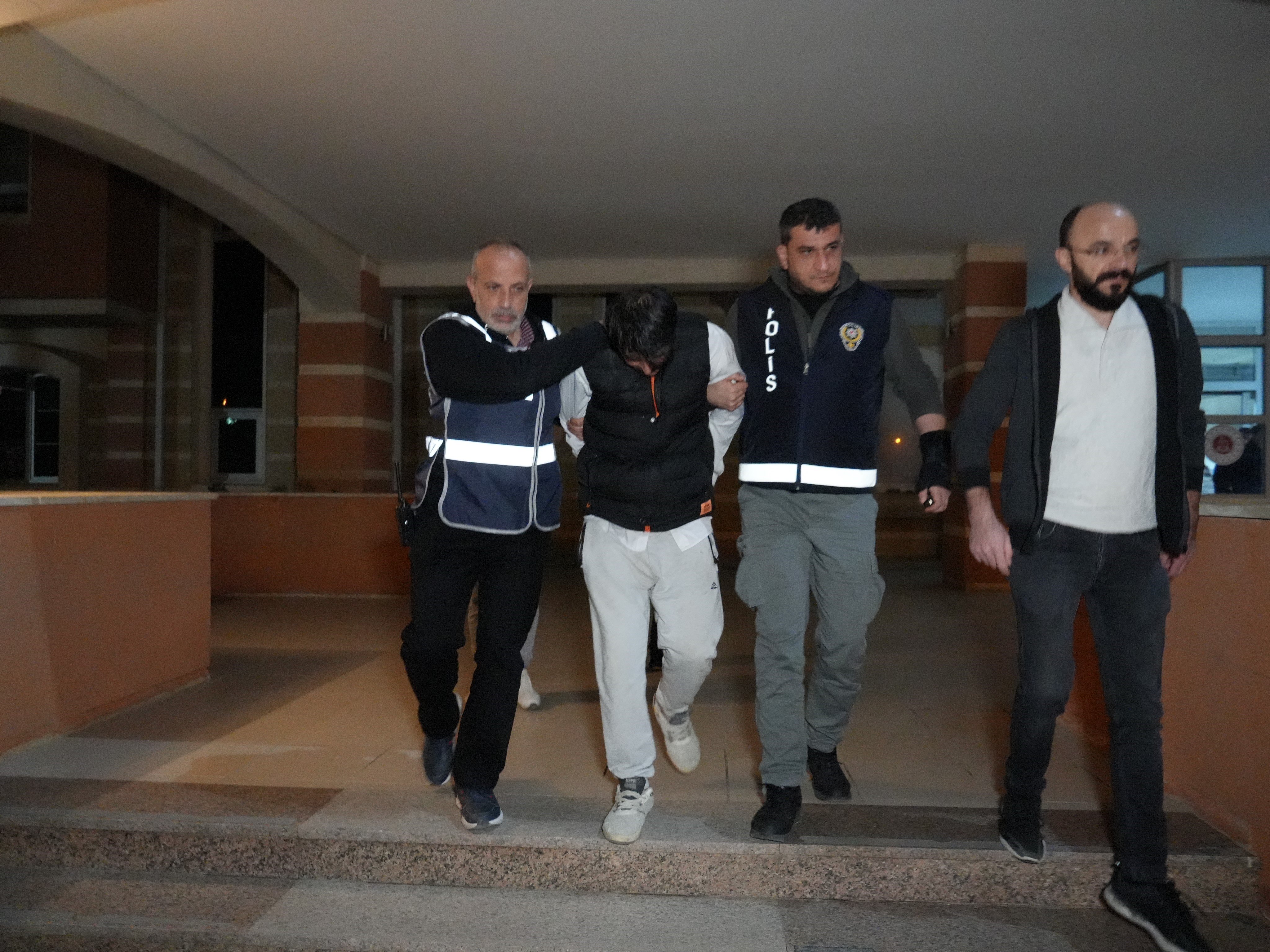 Yeni Gelişme! Hamile Eşini Öldürüp 10 Gün Cesediyle Yaşamıştı (3)