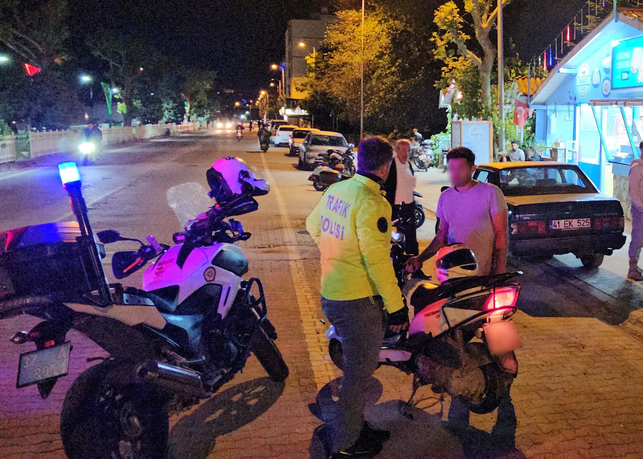 Abart egzozla sahili inletti, trafikten men edildi