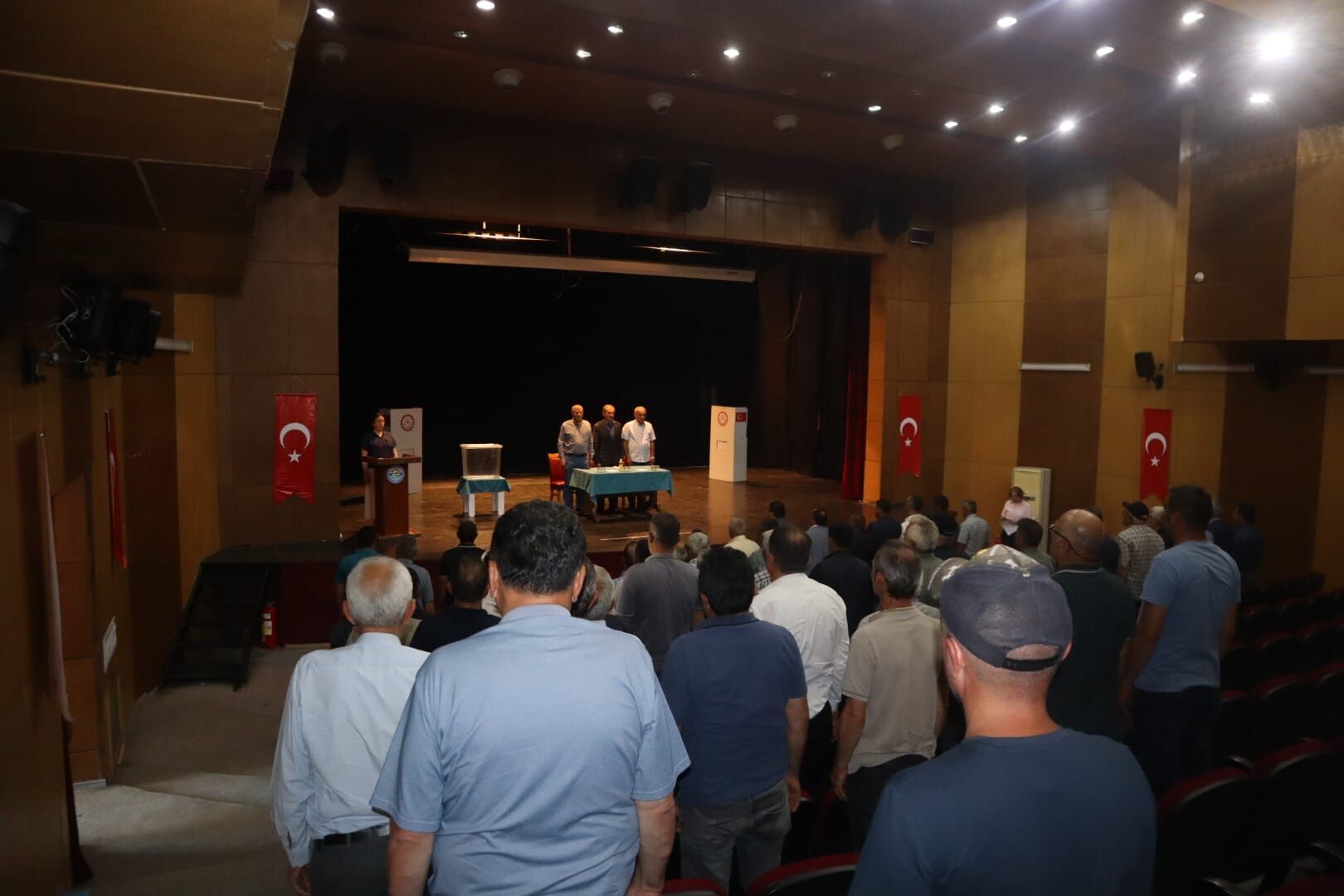 Cideli Muhtar, Babasının Emanetini Geri Aldı (1)