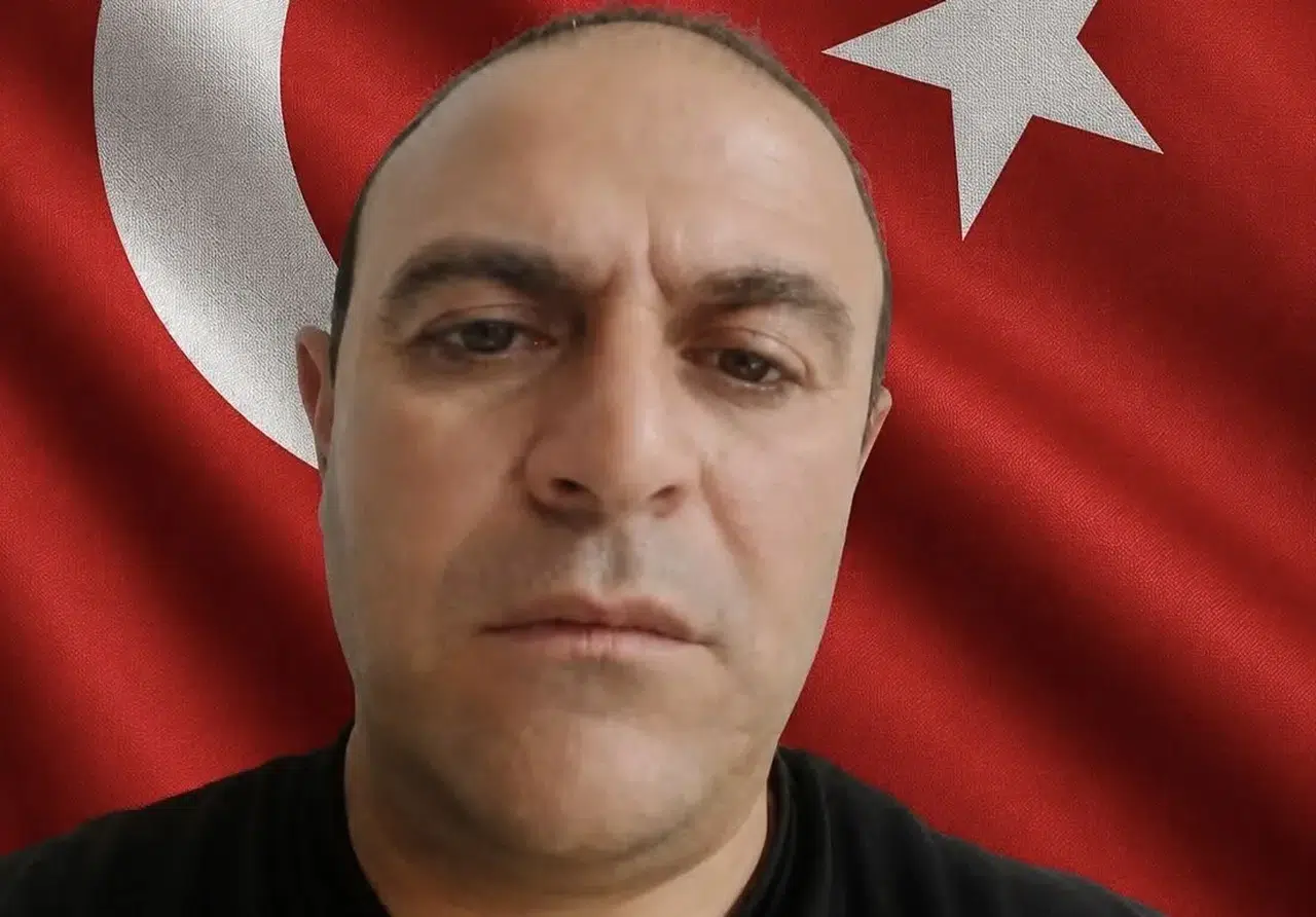 Fabrika Yangınında Itfaiye Eri Şehit Oldu