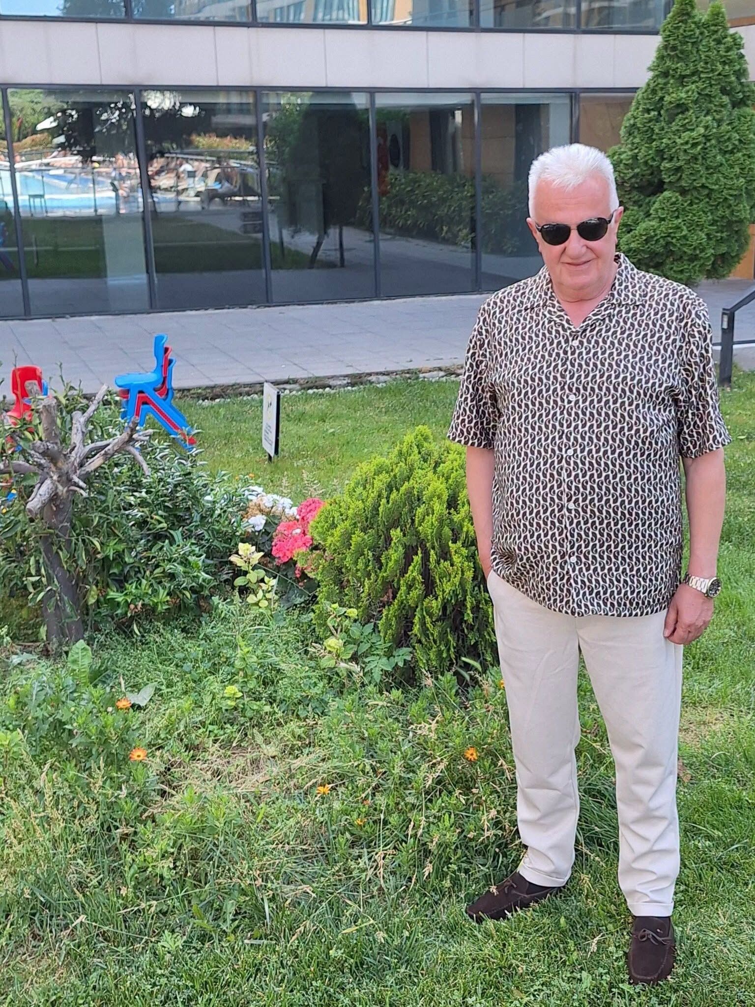 Hayati Hamzaoğlu Şerefimizle Emekli Siyasetçi Olduk