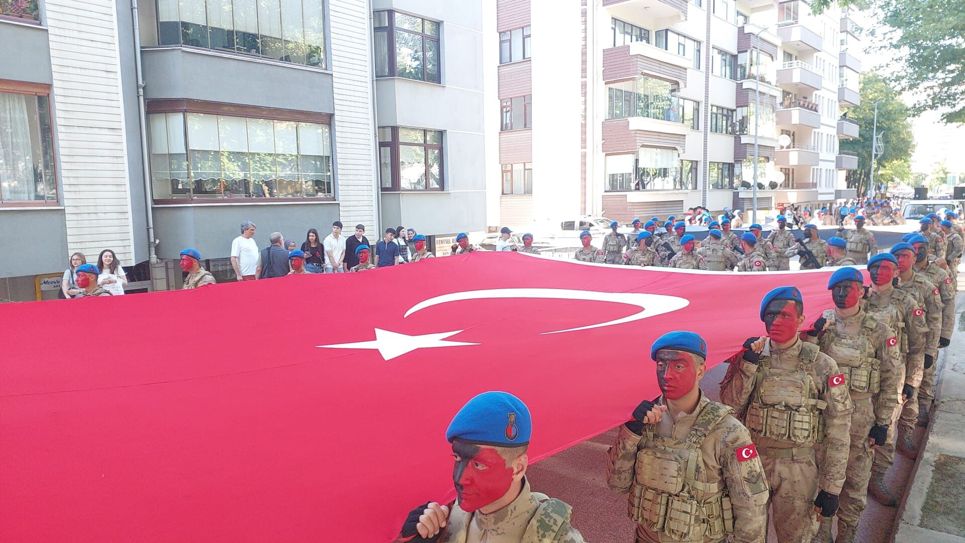 İstiklal Yolu’nda Milli Mücadele Ruhu Yeniden Canlandı (5)