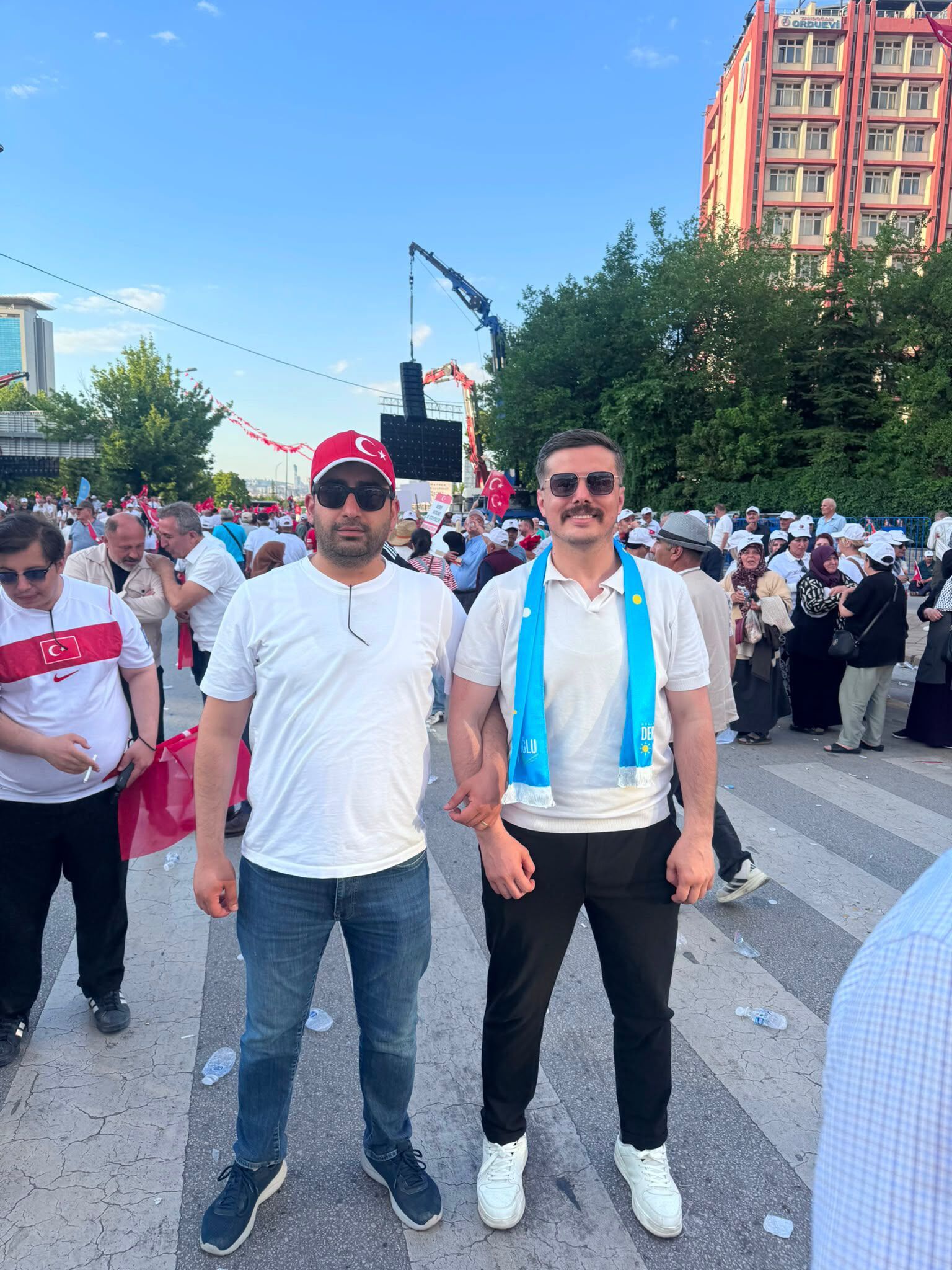 Iyi Parti Tandogan (1)