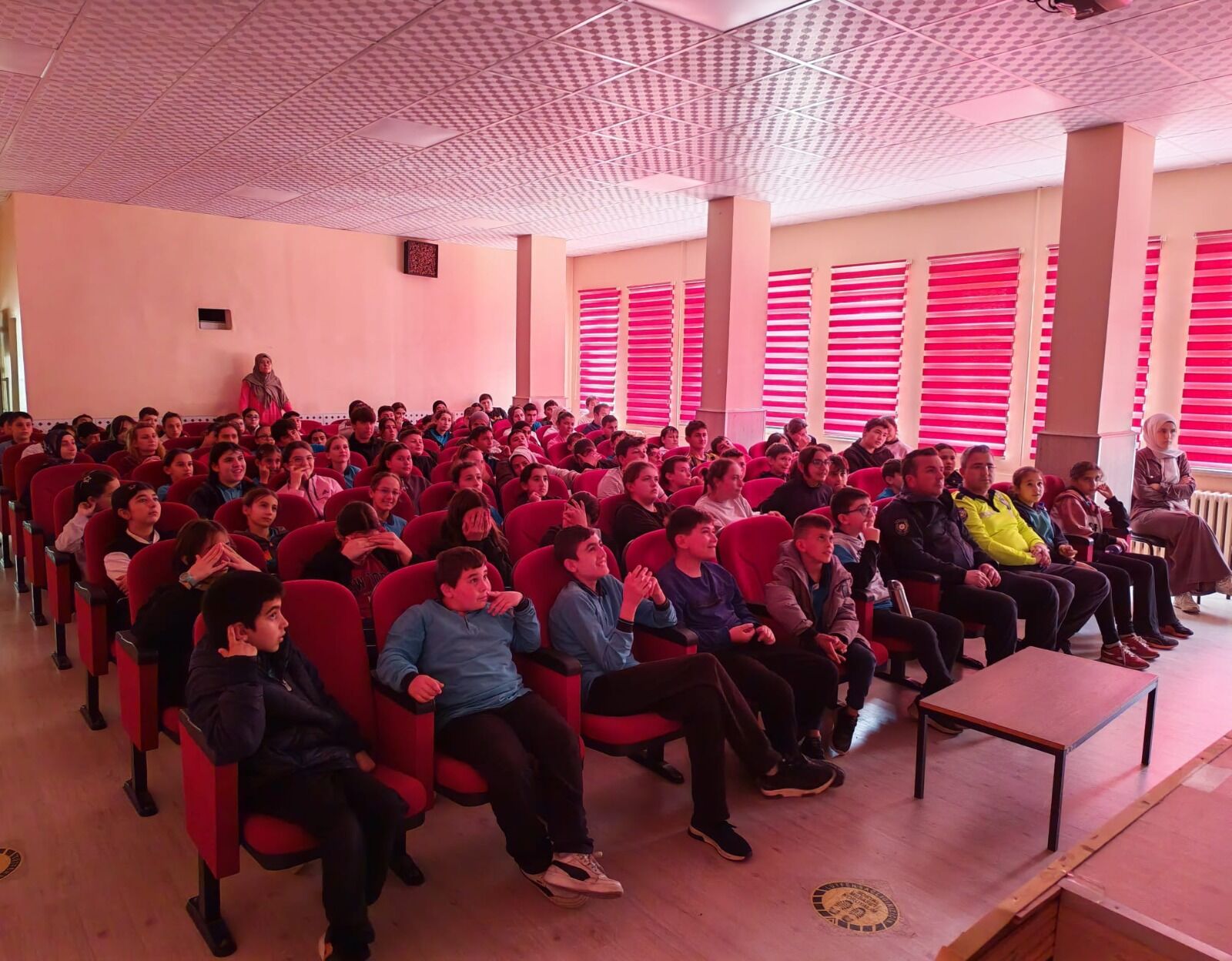 Kastamonu Emniyeti’nden Öğrencilere Siber Güvenlik Eğitimi (1)