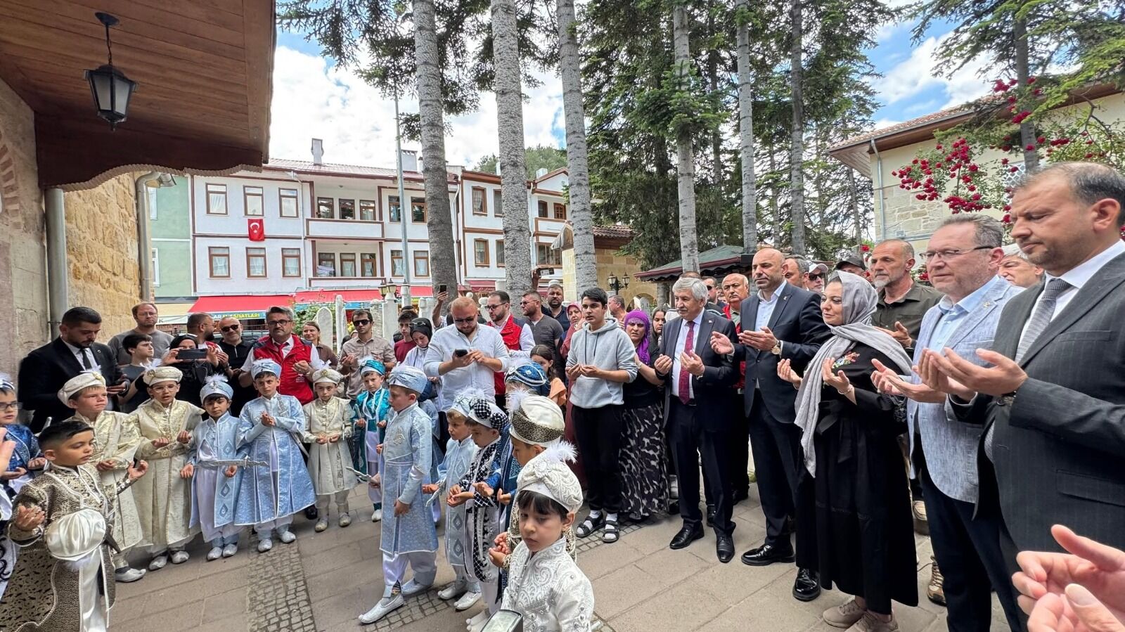 Kastamonu Sokaklarında Sünnet Coşkusu (1)