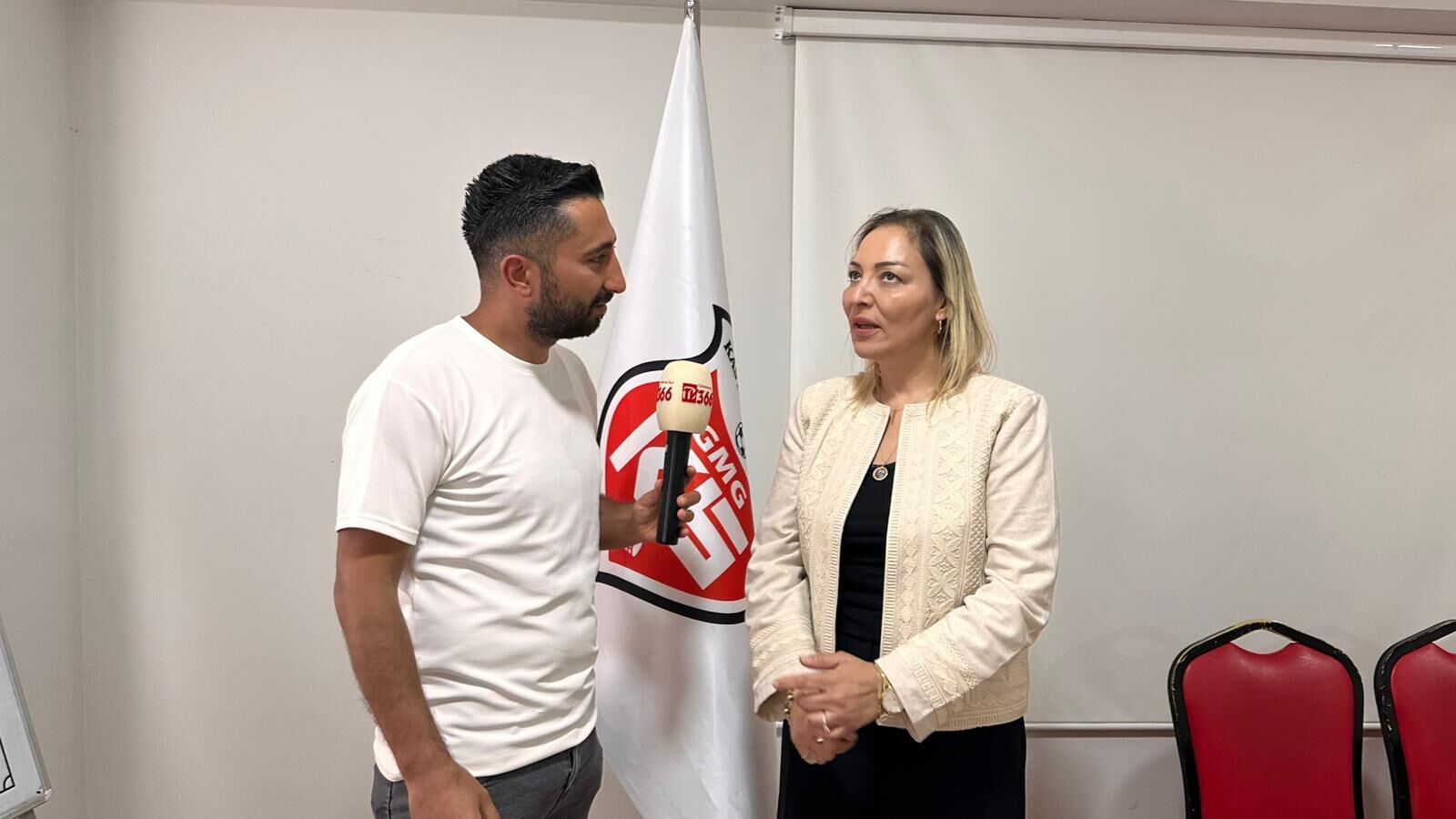 Kastamonu Spor Tarihinde Bir Ilk Tribünlere Kadın Eli Değecek! (2)