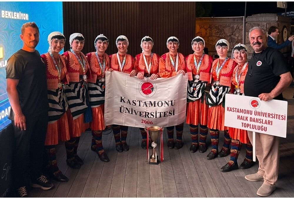 Kastamonu Üniversitesi Halk Danslarında Türkiye Ikincisi Oldu 1