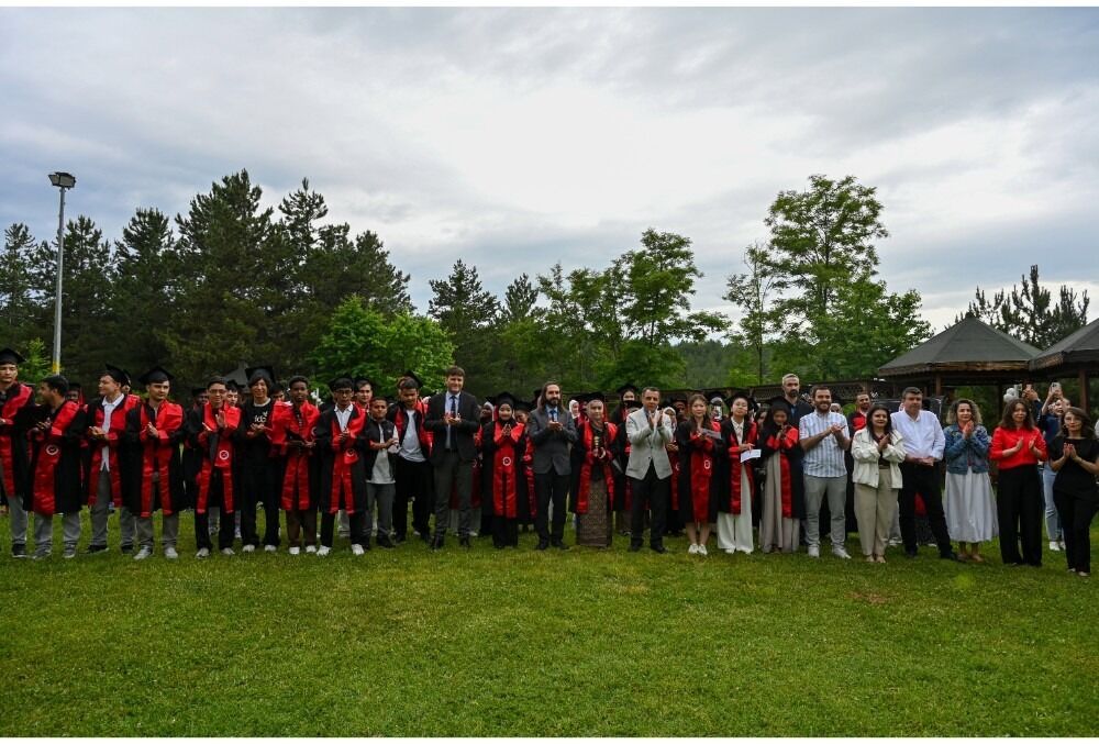 Kastamonu Üniversitesi Tömer’de Mezuniyet Heyecanı (1)