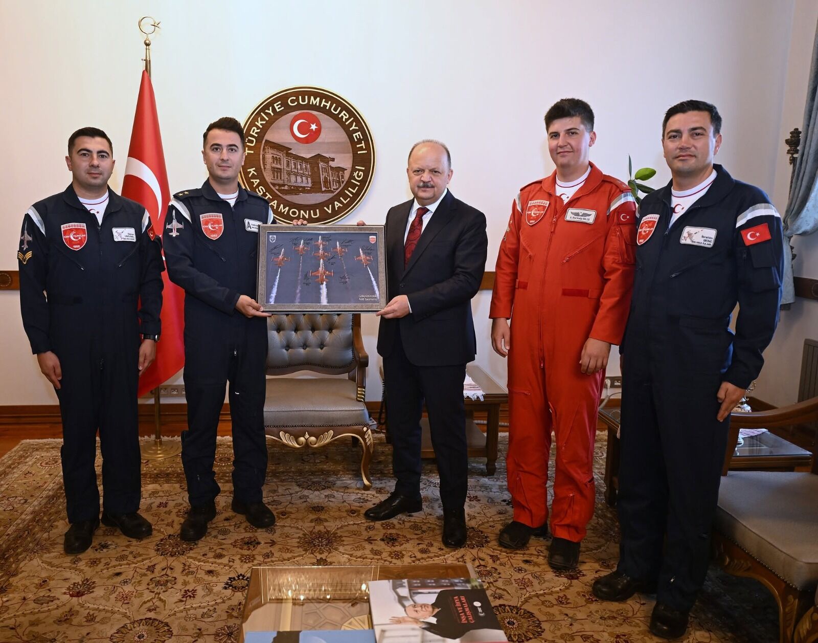 Kastamonu Valiligi Turk Yıldızları Ziyaret (2)