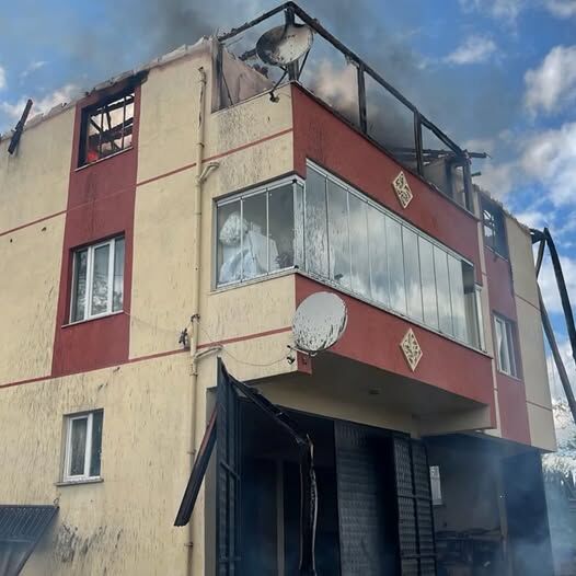 Kastamonu’da Alevler Köyü Sarmadan Durduruldu