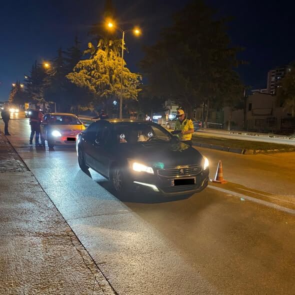 Kastamonu’da Huzur Operasyonu Binden Fazla Kişi Tek Tek Sorgulandı (1)