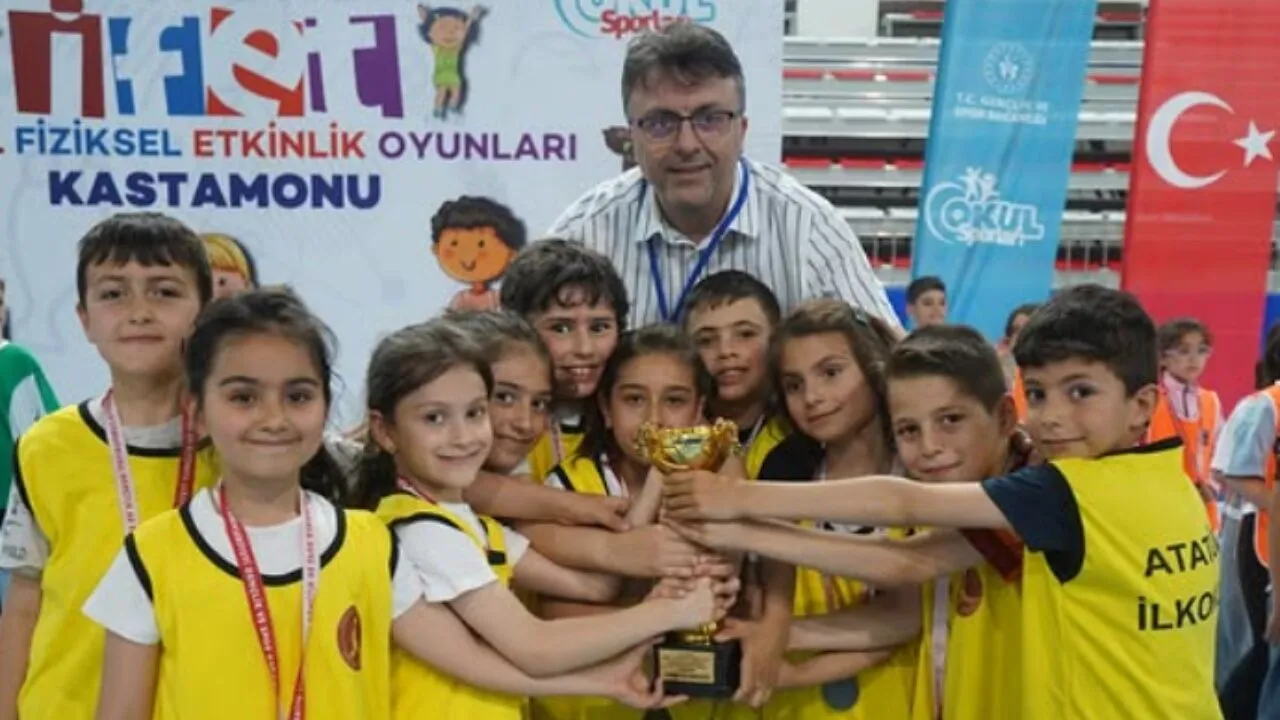 Kastamonu’da İfet Heyecanı Minikler Parkurda Yarıştı (2)