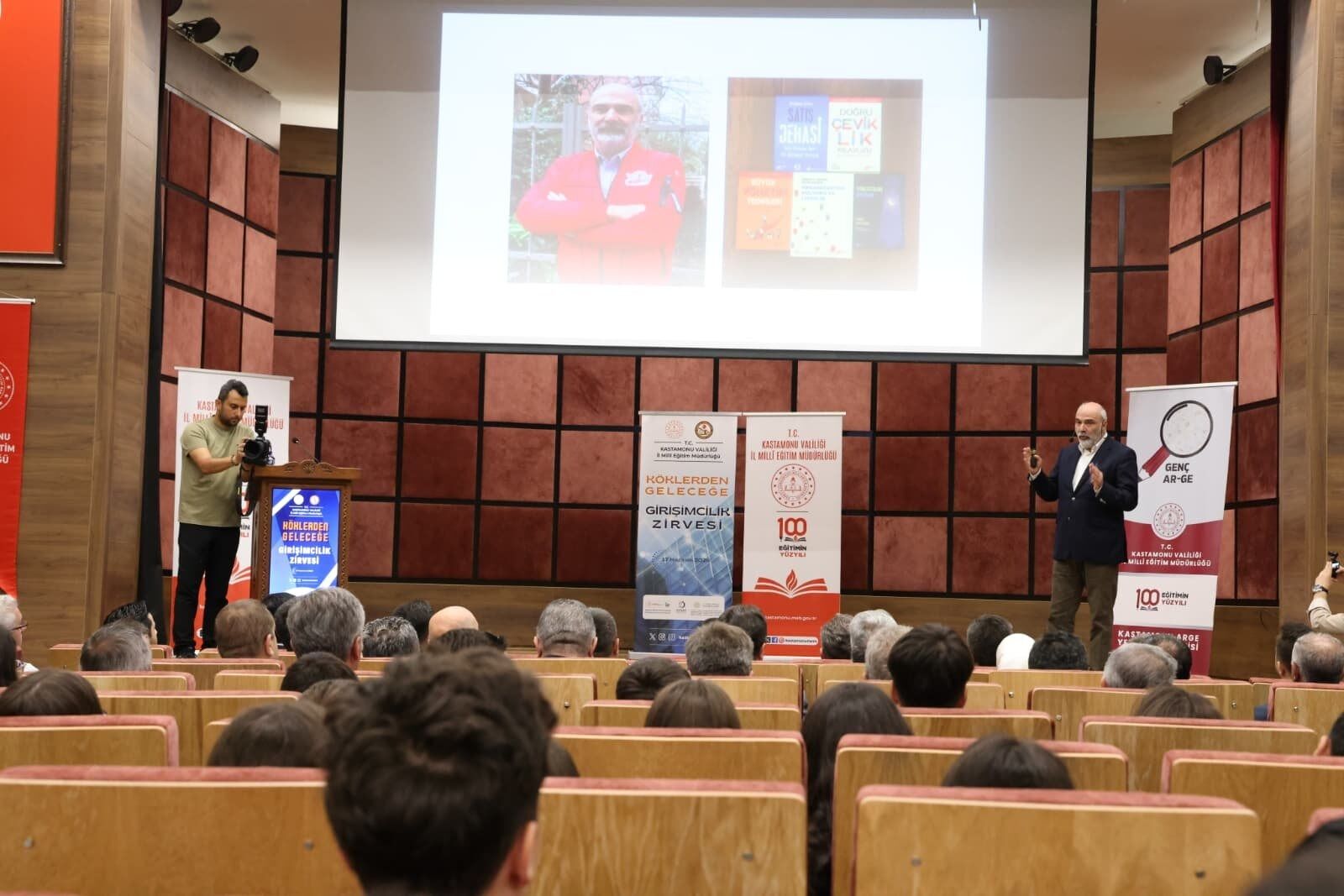 Köklerden Geleceğe Girişimcilik Zirvesi Kastamonu’da Gerçekleştirildi 1