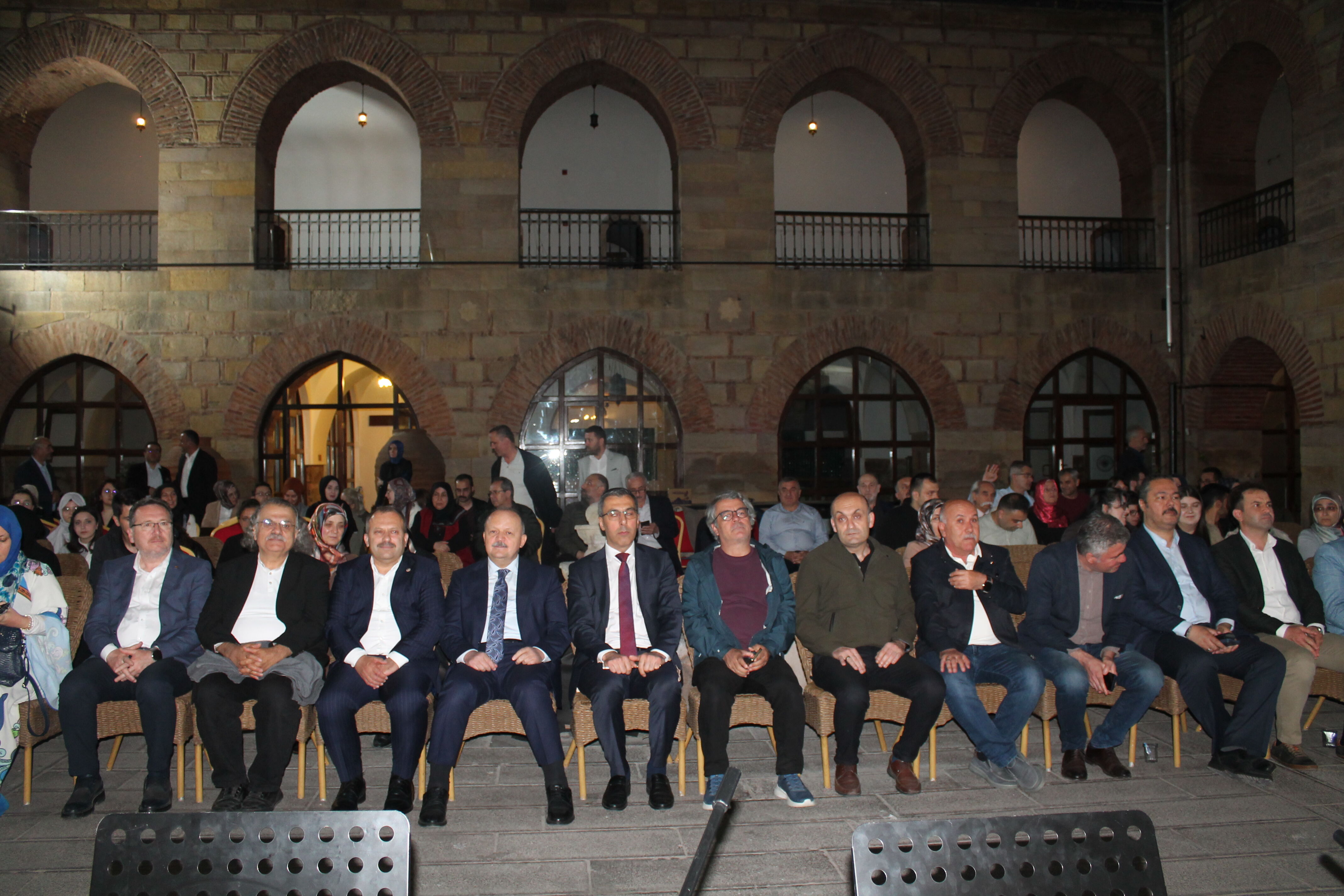 Mi̇ne Özgür Köşe (4).Jpg-3