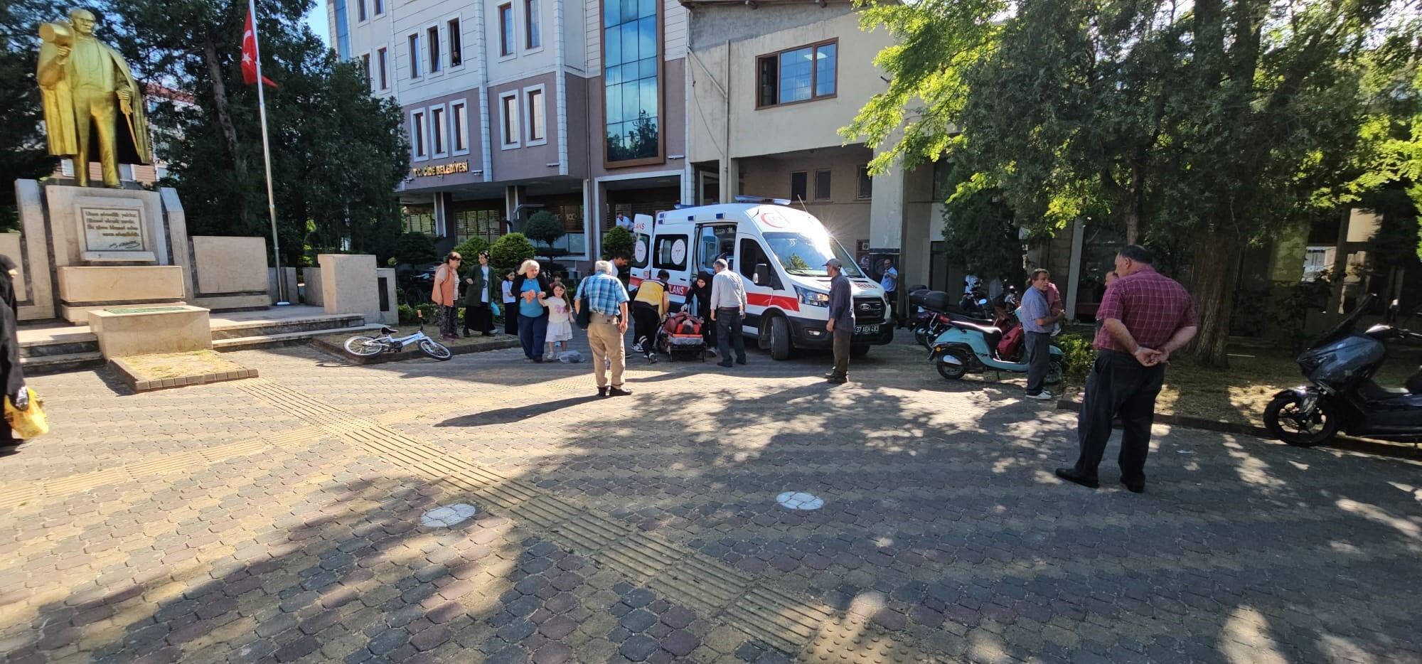 Sıcak Hava Hastanelik Etti (1)