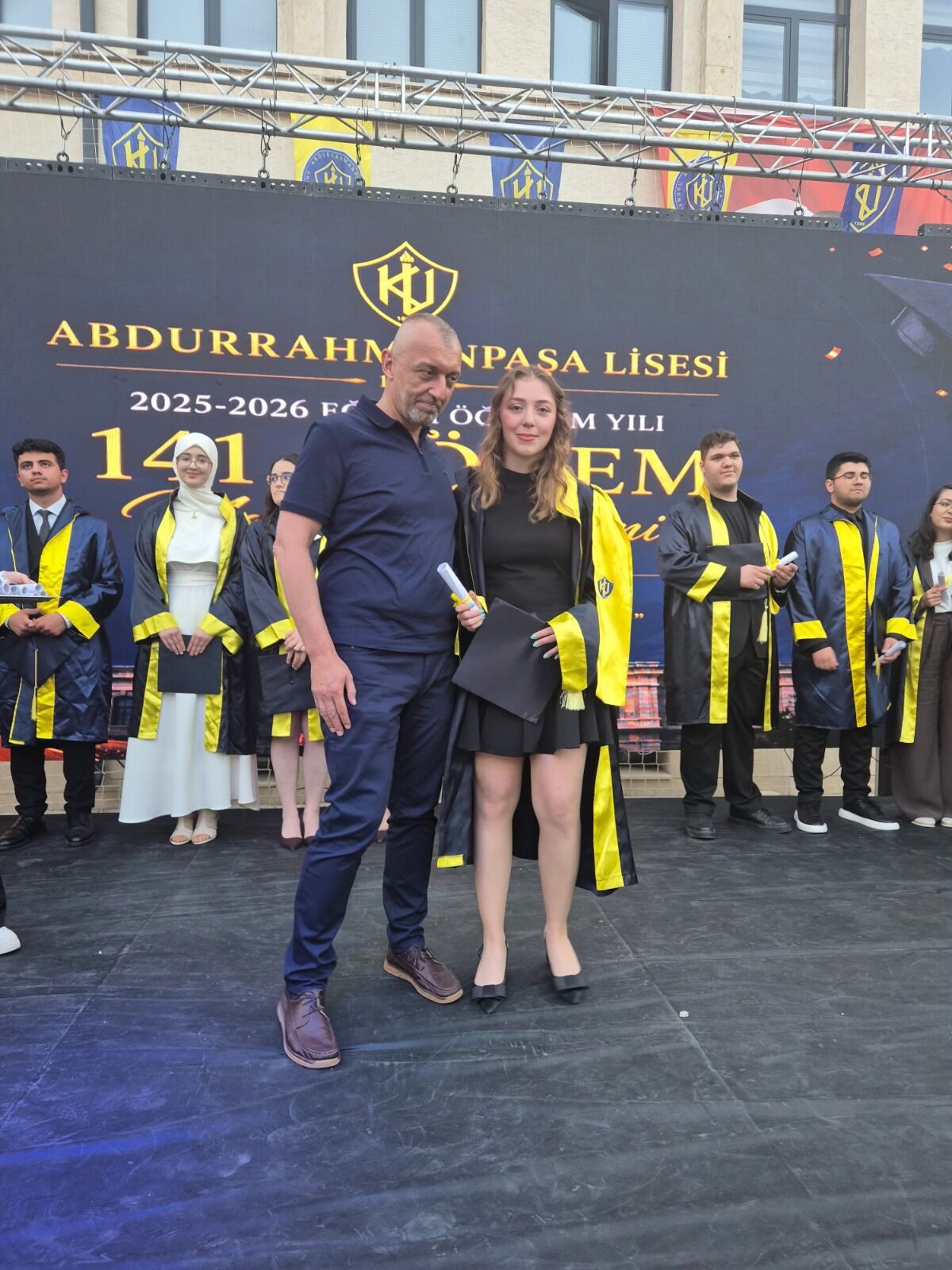 Tarihi Mektepte 141. Yıl Mezuniyet Gururu (4)