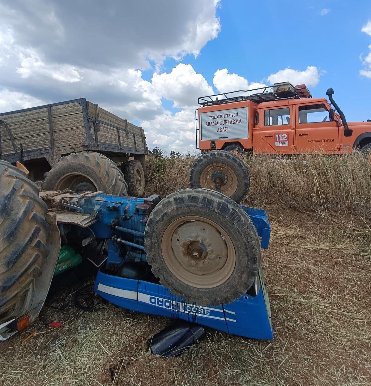 Taşköprü’de Feci Kaza 1 Ölü 2 Yaralı (1)