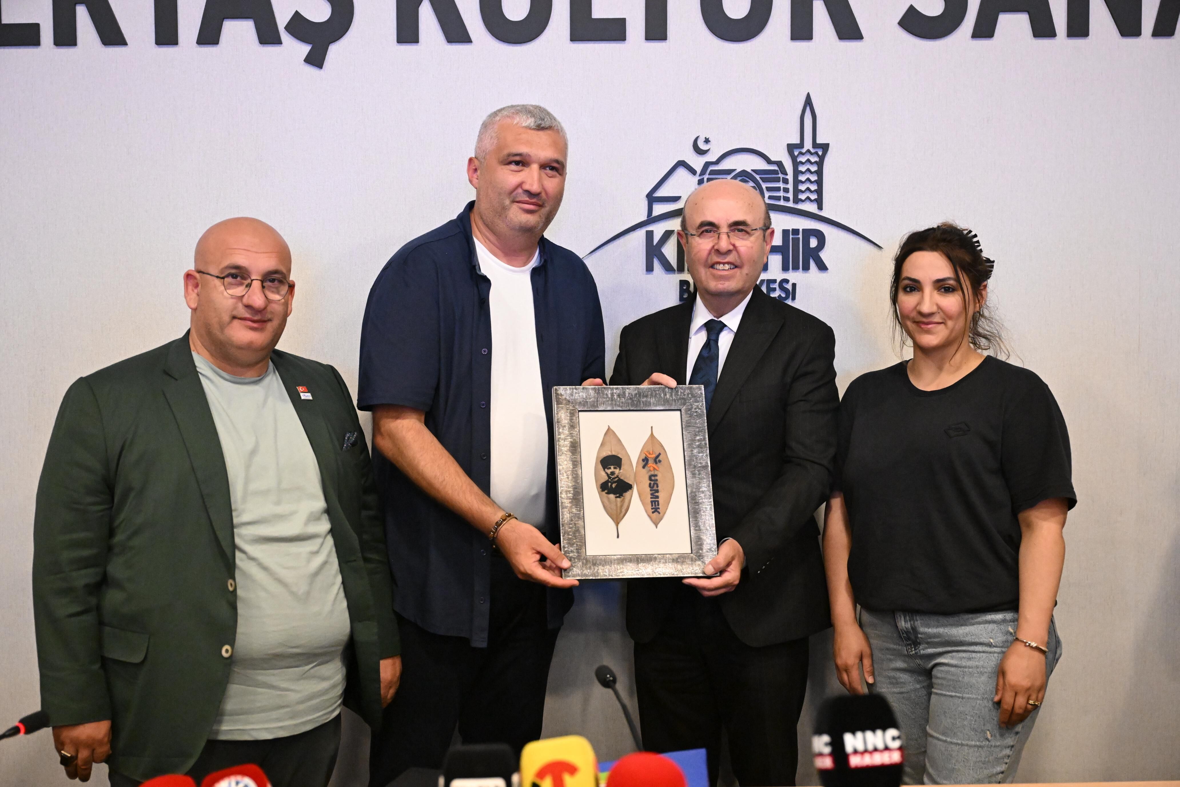 Ti̇gad Çalıştayı’nda Kırşehir Rüzgarı Belediye Başkanı Ekicioğlu 130 Gazeteciyi Ağırladı (3)