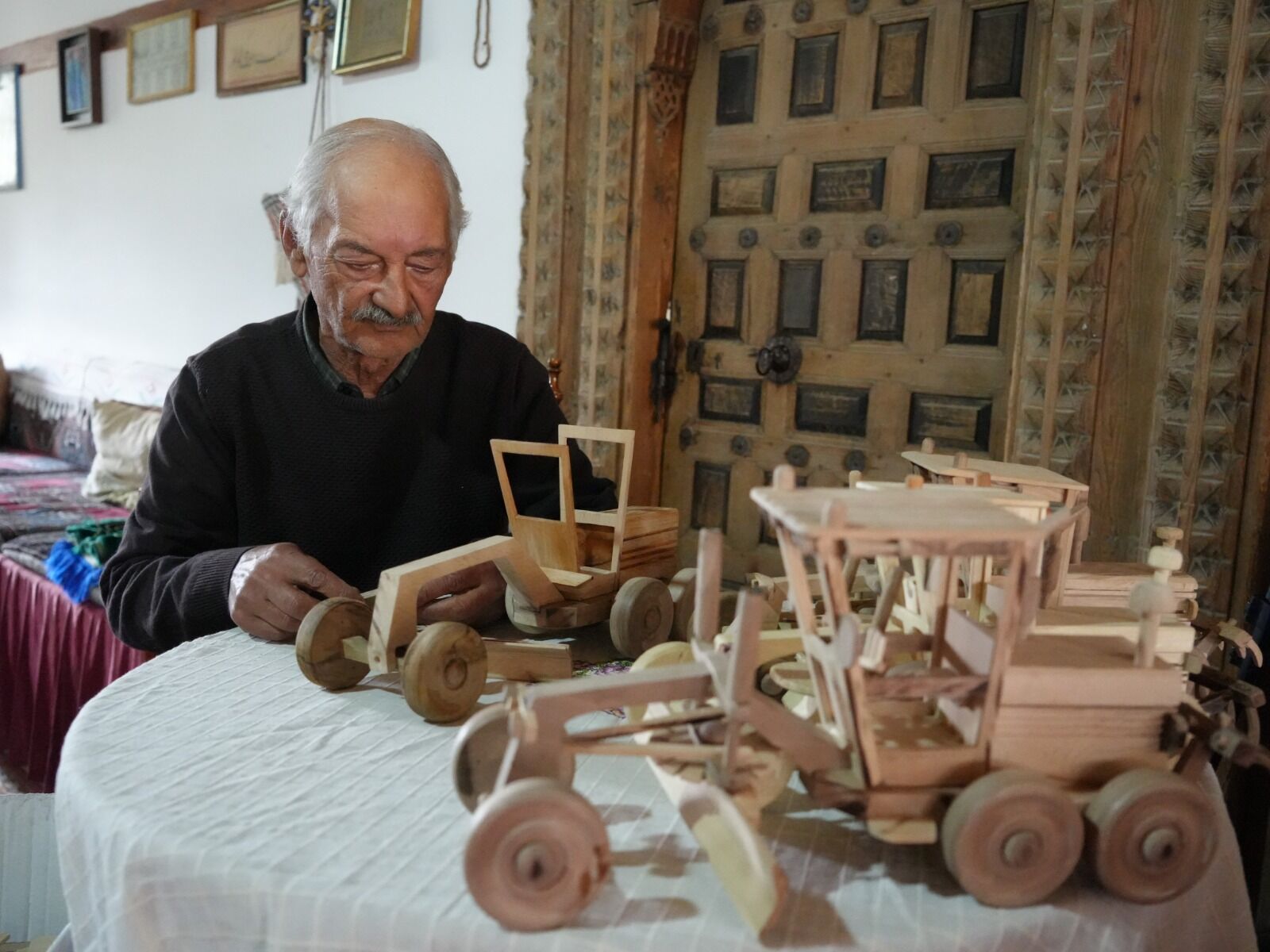 Torununa Yaptığı Oyuncakla Kastamonu’da Ilgi Odağı Oldu (5)