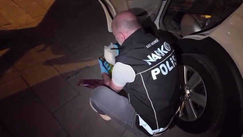 Tosya’da Durdurulan Araçtan Zehir Çıktı 2 Tutuklama! (2)