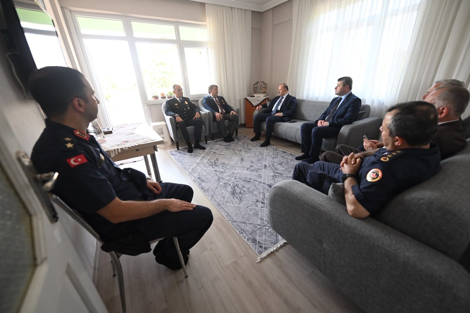 Vali Dallı Gazi Ve Sehit Ailelerini Uuntmadı (3)