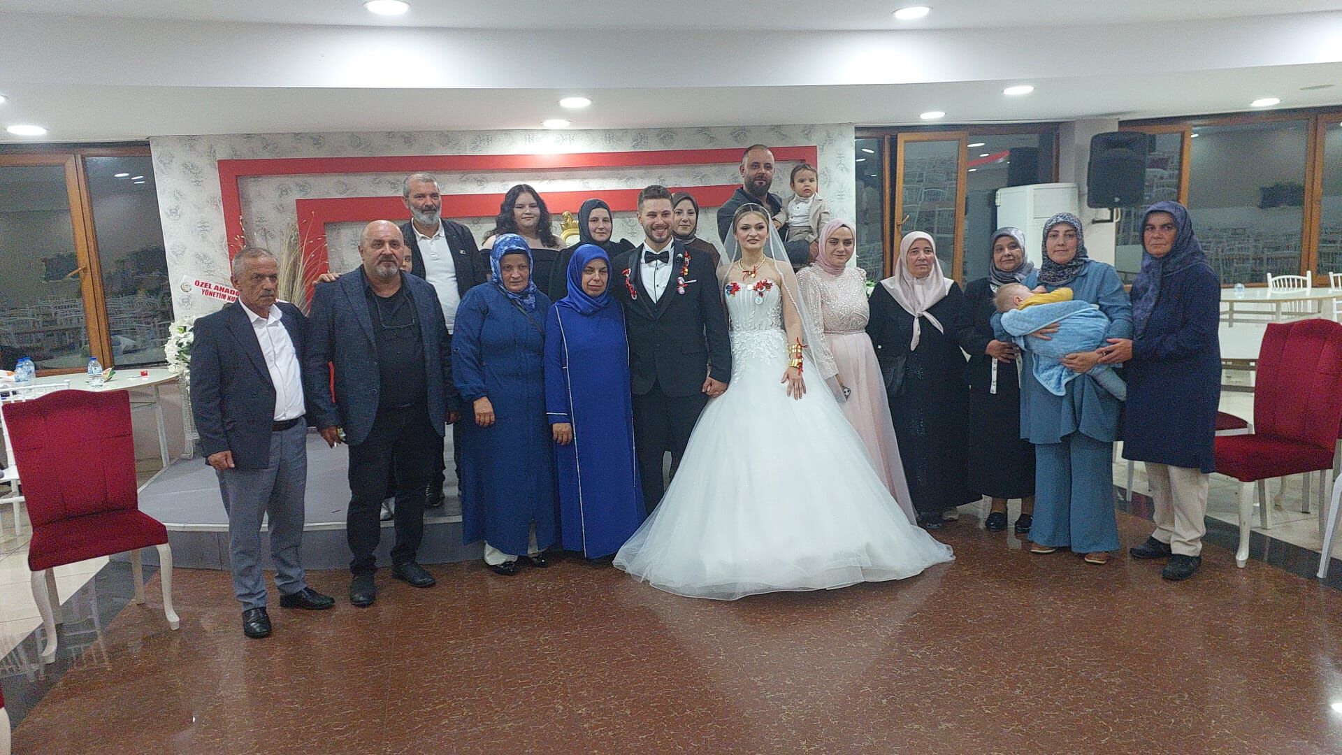 Ahatoğlu Ve Çelik Ailelerinin Mutlu Günü… (1)