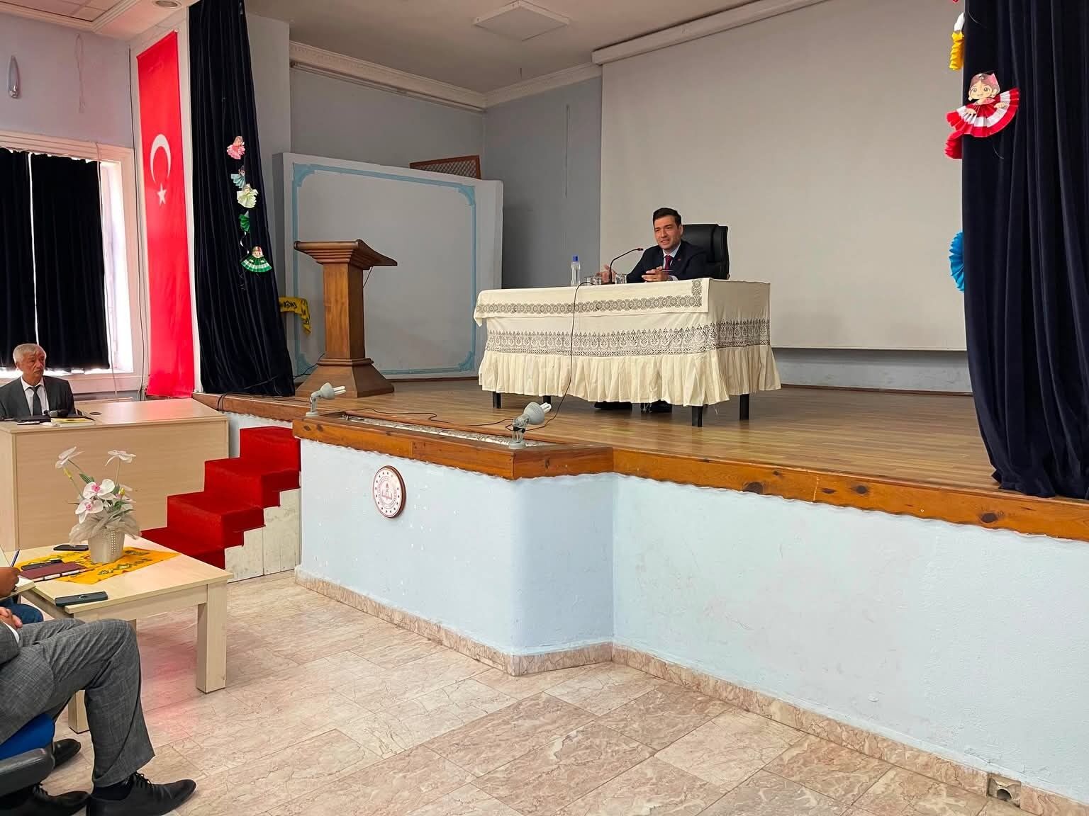 Cide Kaymakamı Muhtarları Dinledi (2)