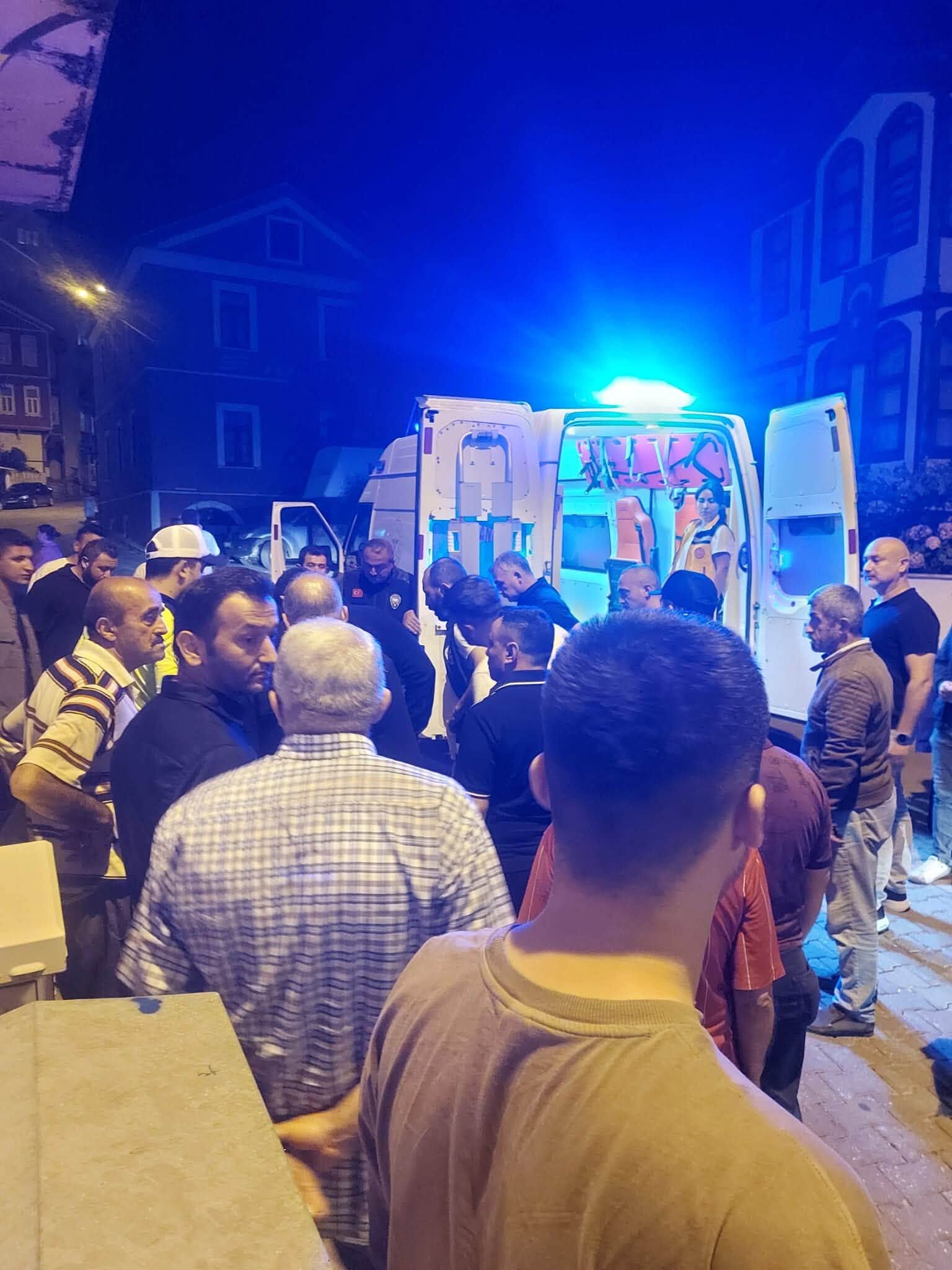 Dur Ihtarına Uymadı Polise Carpıp Kactı (1)