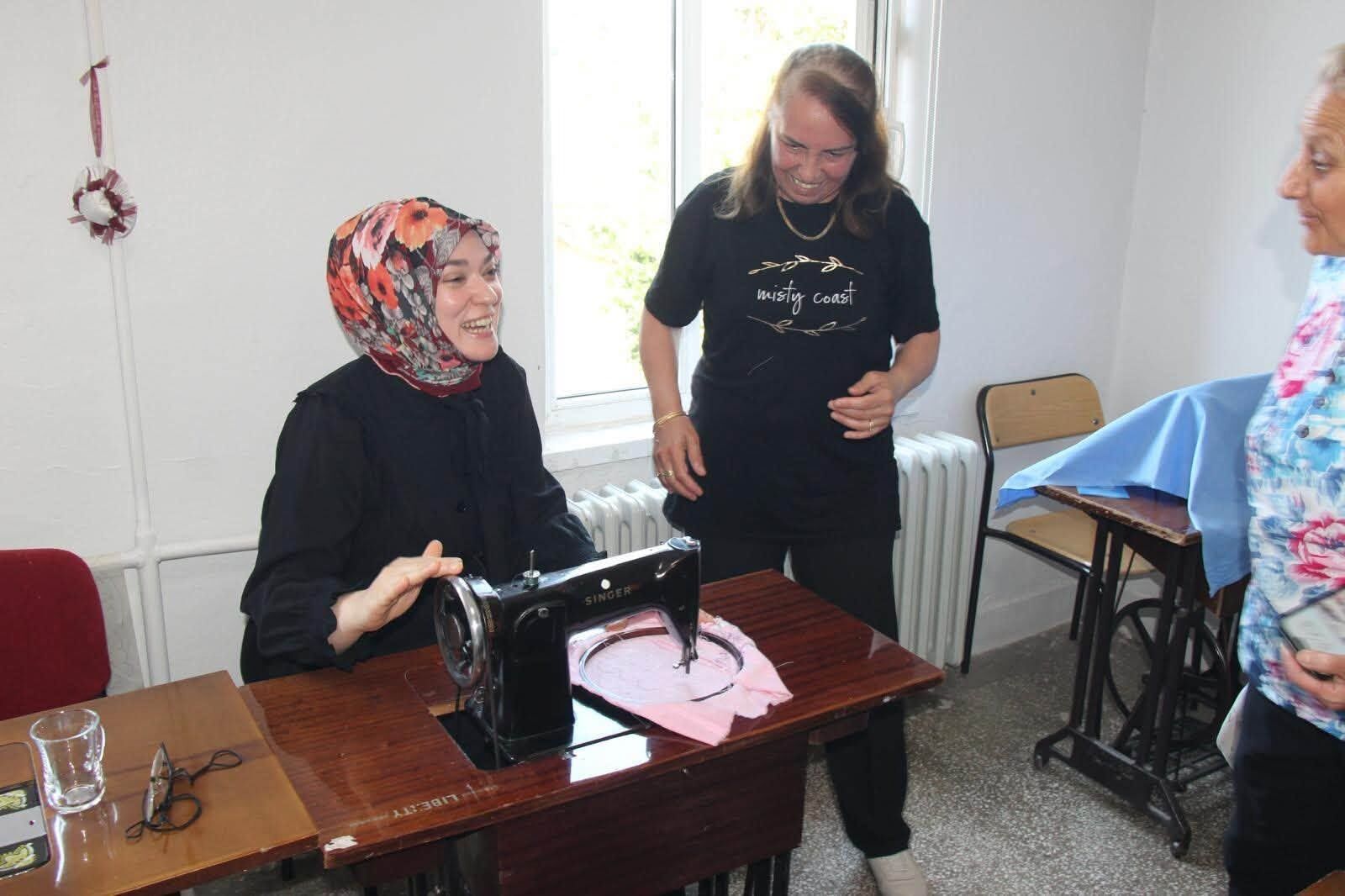 İnebolu’da Halk Eğitim Kurslarına Anlamlı Ziyaret (1)