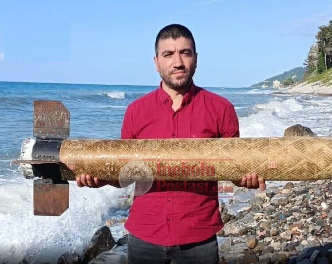 Karadeniz'de Kıyıya Vuran Cisim Ekipleri Alarma Geçirdi
