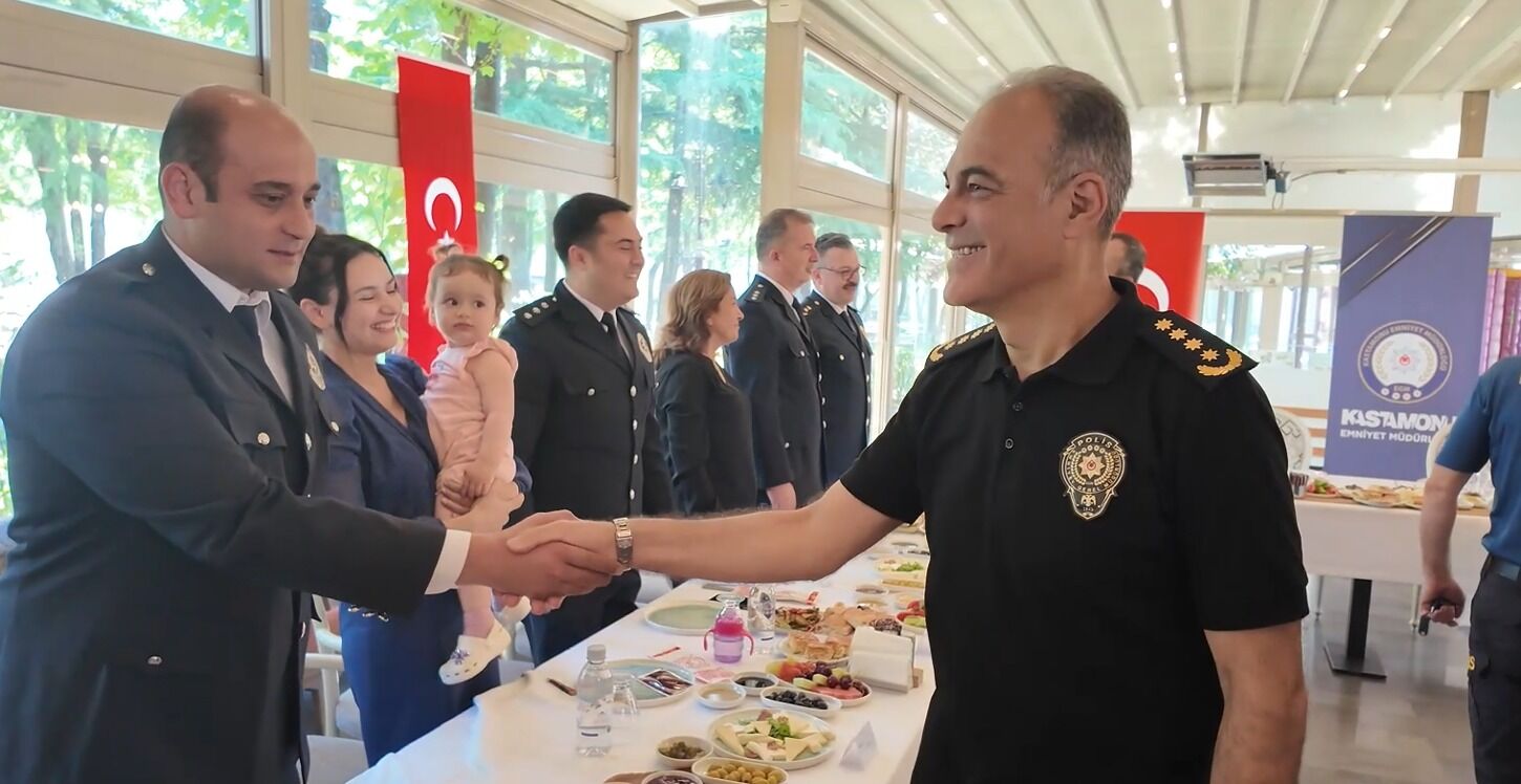 Kastamonu Emniyet Müdürlüğü’nde Terfi Töreni (2)