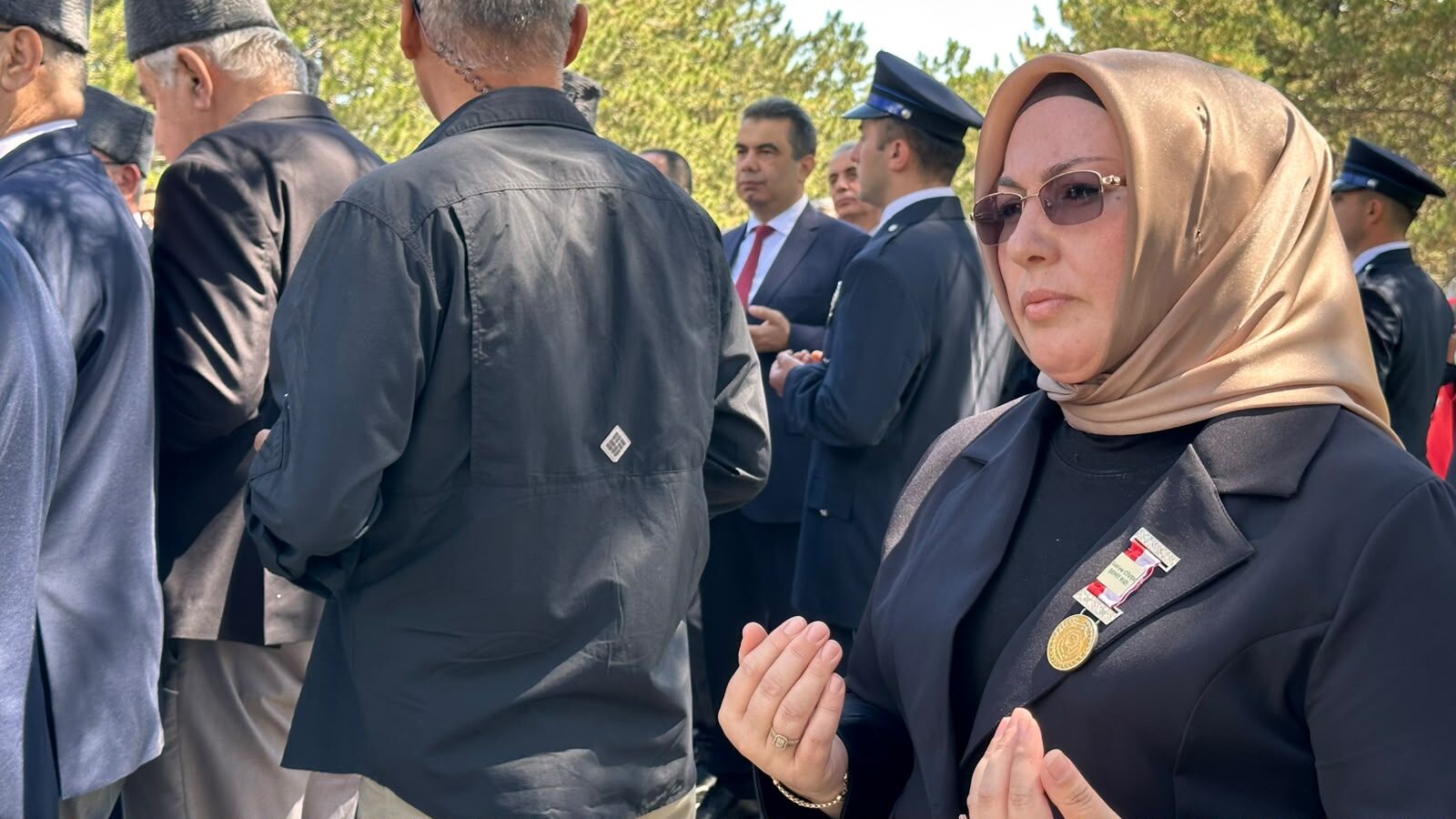 Kastamonu Şehitliğinde Duygu Dolu Anlar (2)