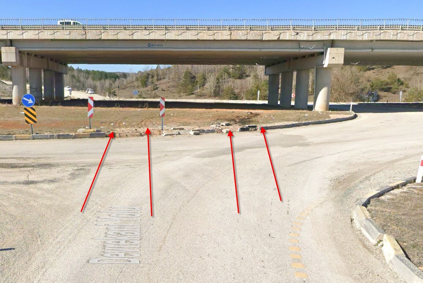Kastamonu'da Ölümle Burun Buruna Bırakan Yol! (4)