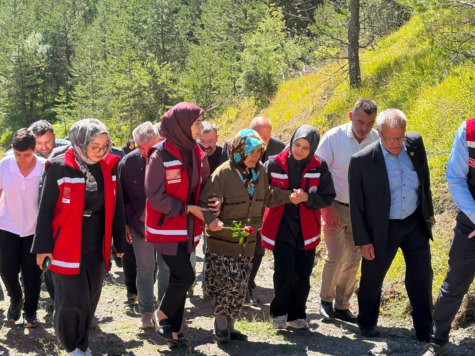 Kastamonulu Şehit Ayhan Çayır, Kabri Başında Anıldı (2)
