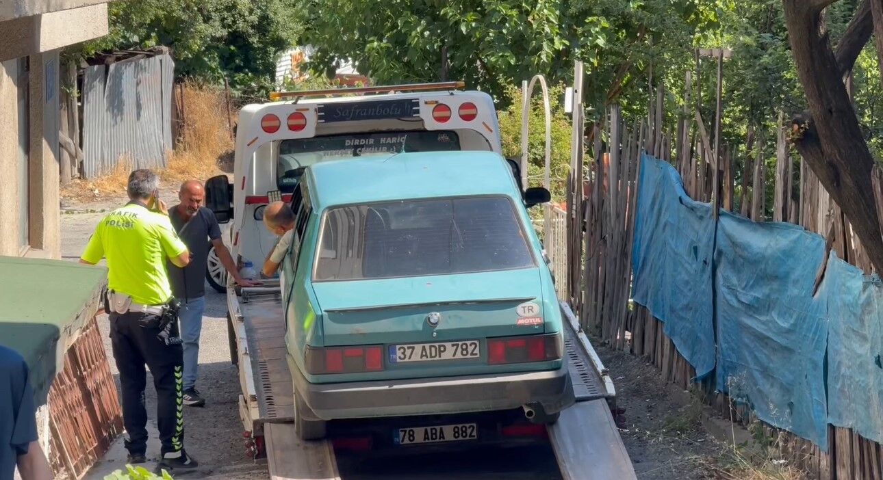 Kastamonulu Sürücü “Dur” Ihtarına Uymadı, Iki Kadını Bırakıp Kaçtı! (3)