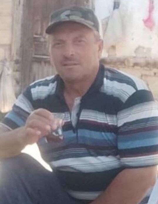 Kiraz Yedikten Sonra Zehirlenerek Öldükleri Iddia Edilen Çift Yan Yana Toprağa Verildi