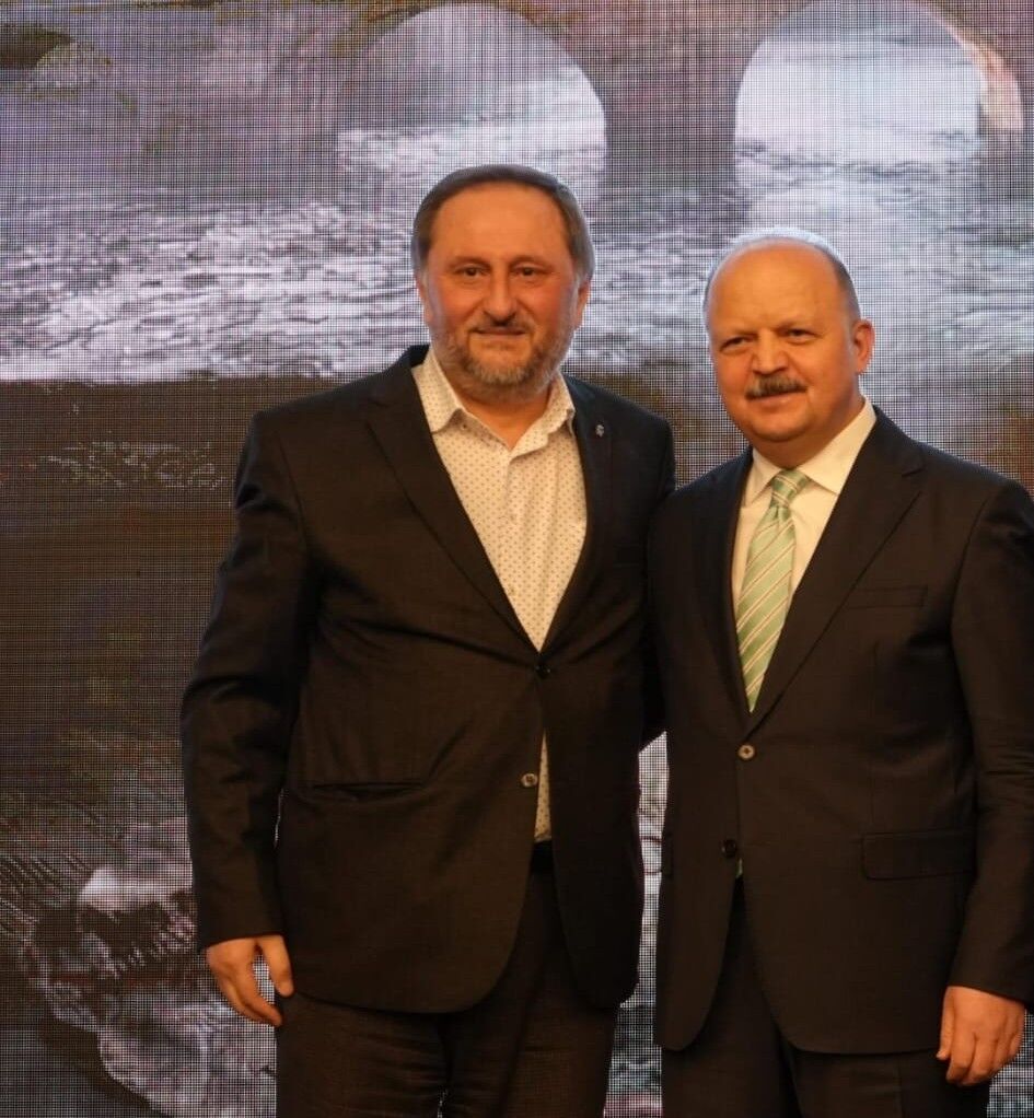 Kırkbesoglu Vali Dallı Bir Arada