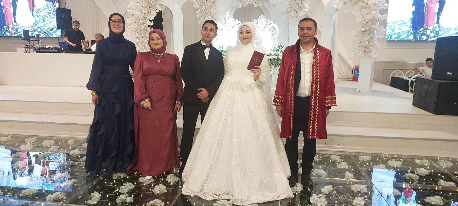 Pınar Ile Mahmut Ömür Boyu Mutluluğa Evet Dedi (2)