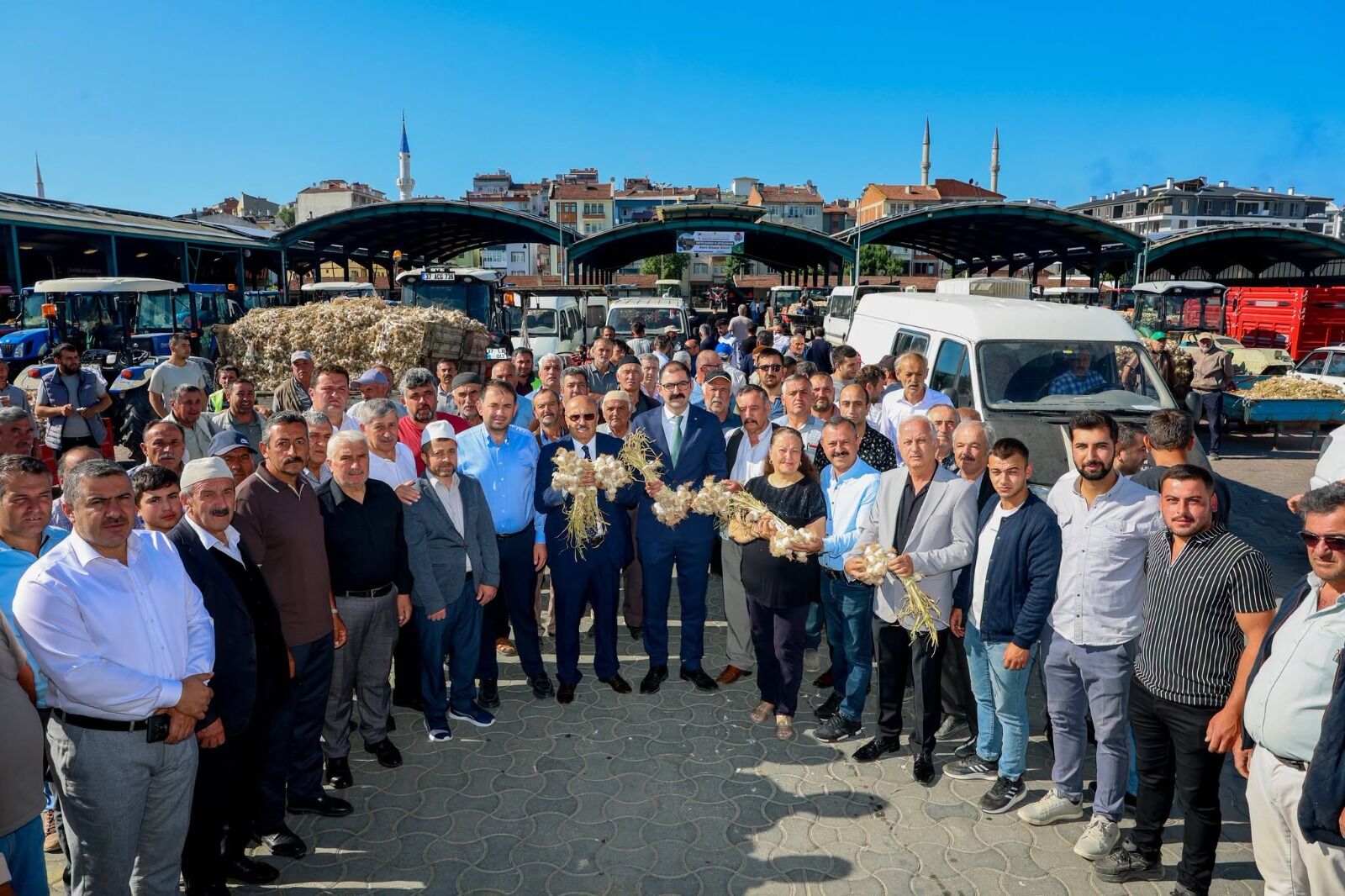 Sarımsak Pazarı Kapılarını Açtı (1)