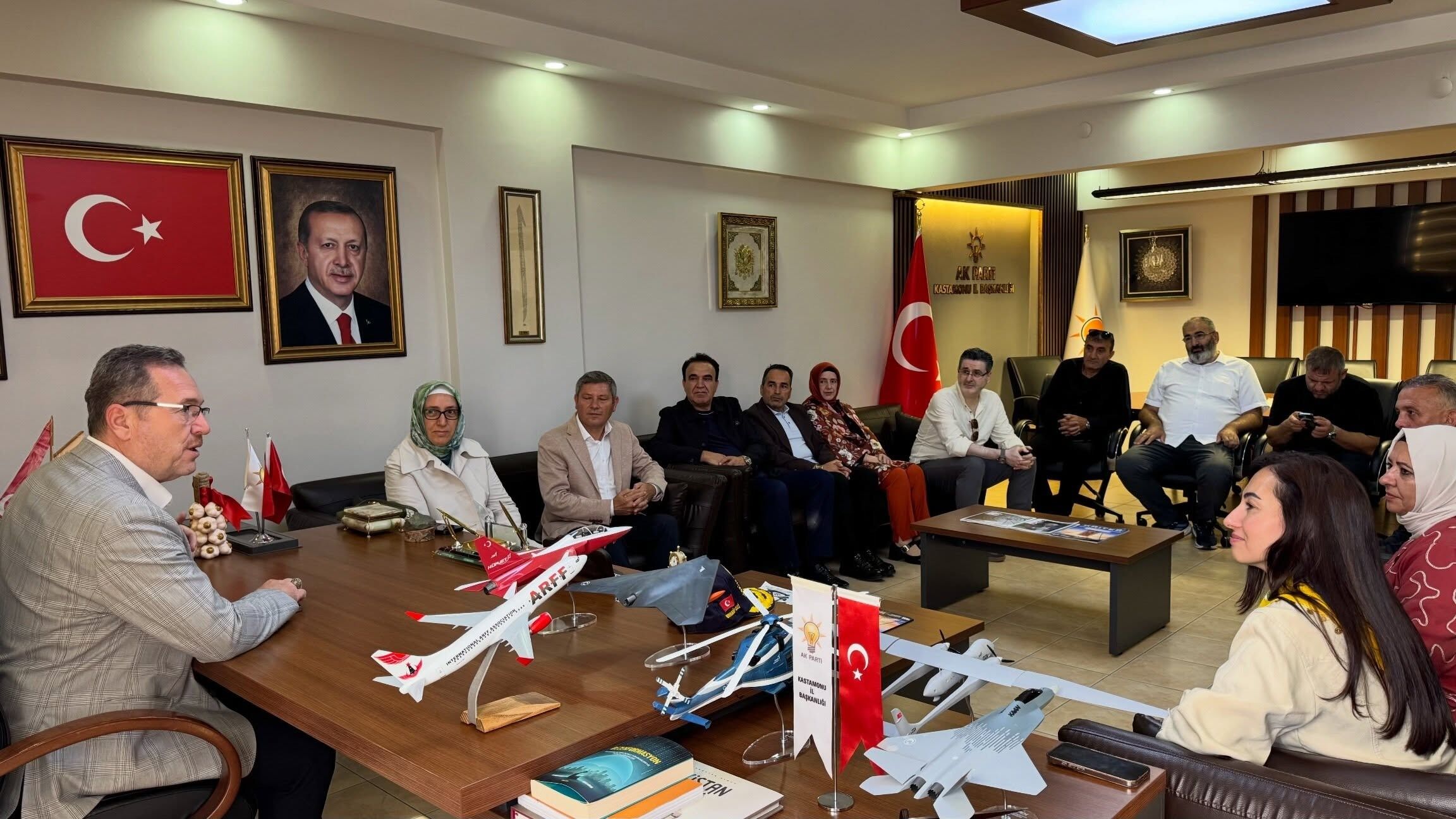 Ak Parti İl Başkanlığına İstanbul'dan Ziyaret (1)