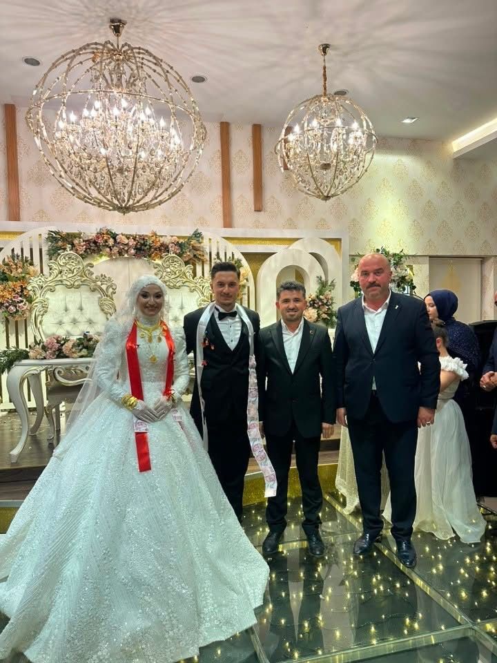 Betul Metin Dunya Evine Girdi (2)