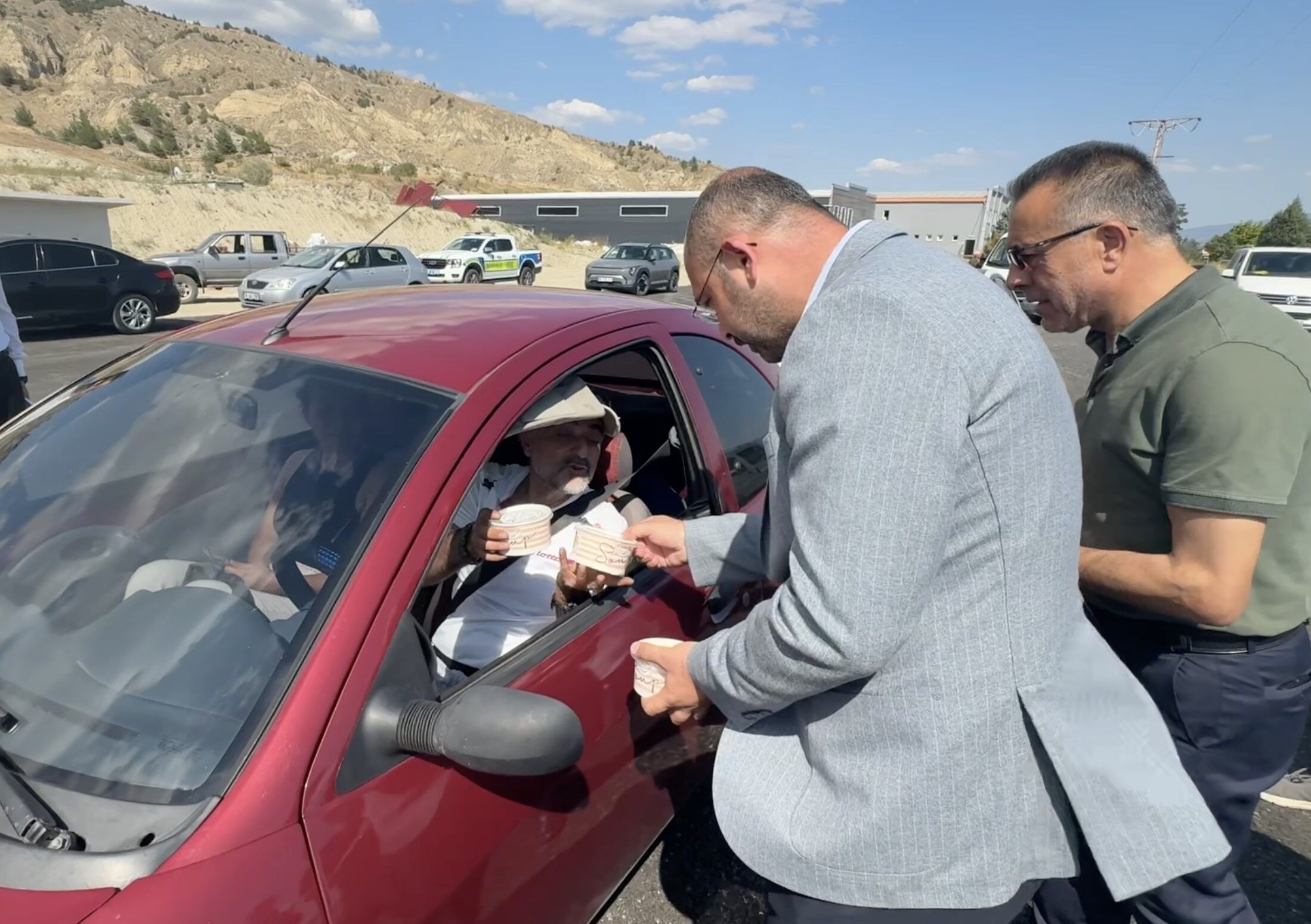 D 100 Kastamonu Geçişinde Sürücüleri Şoke Eden Sürpriz (1)
