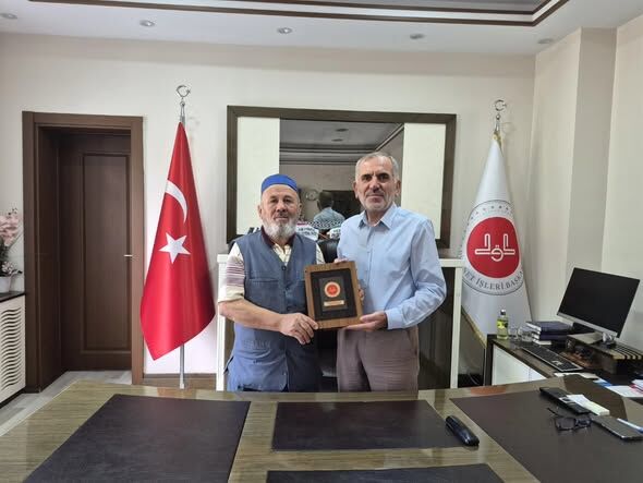 Hafızlık Öğrencileri Için Gayrimenkul Bağışladı (1)